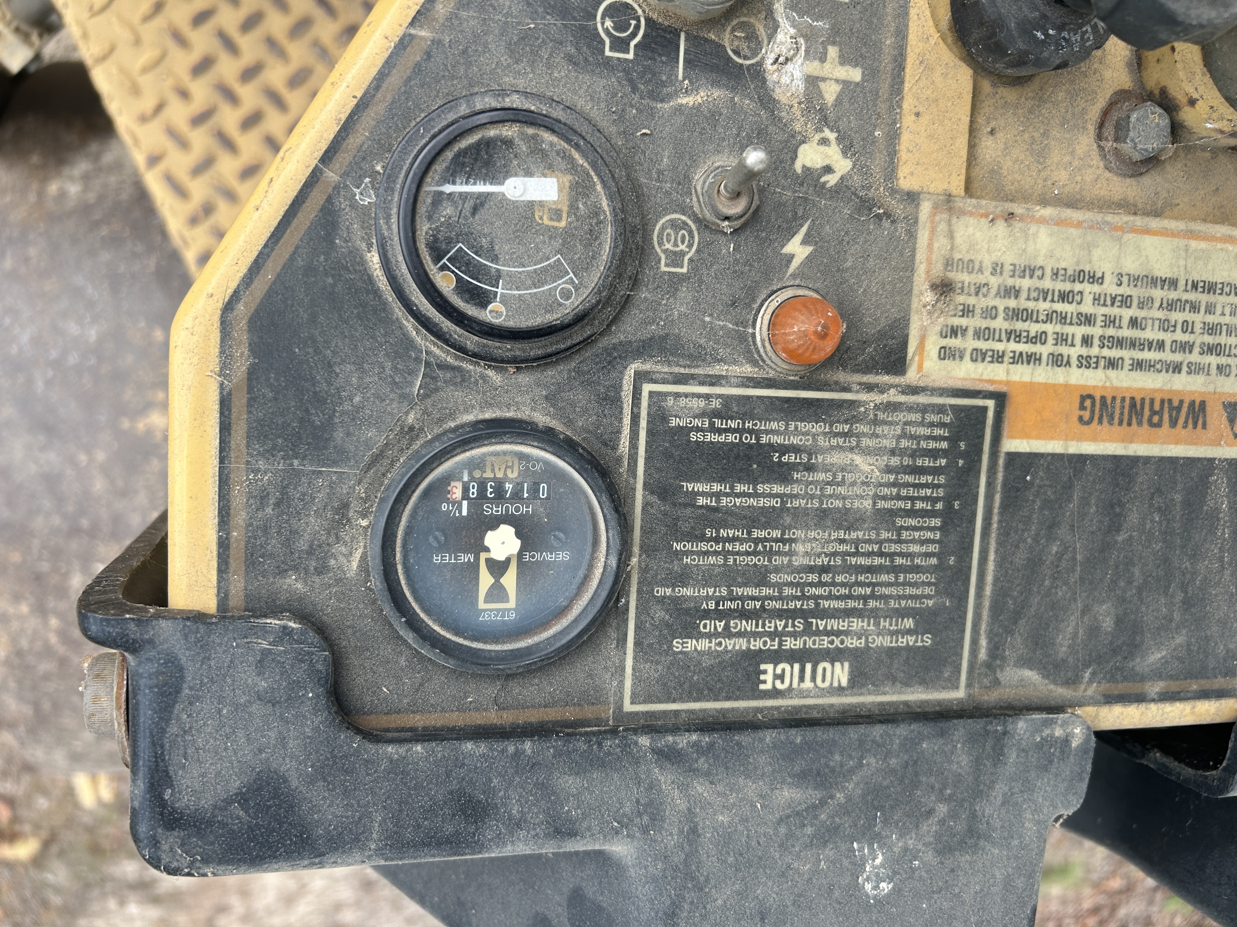 Used 1999 Caterpillar CS-323C Refubished and ready