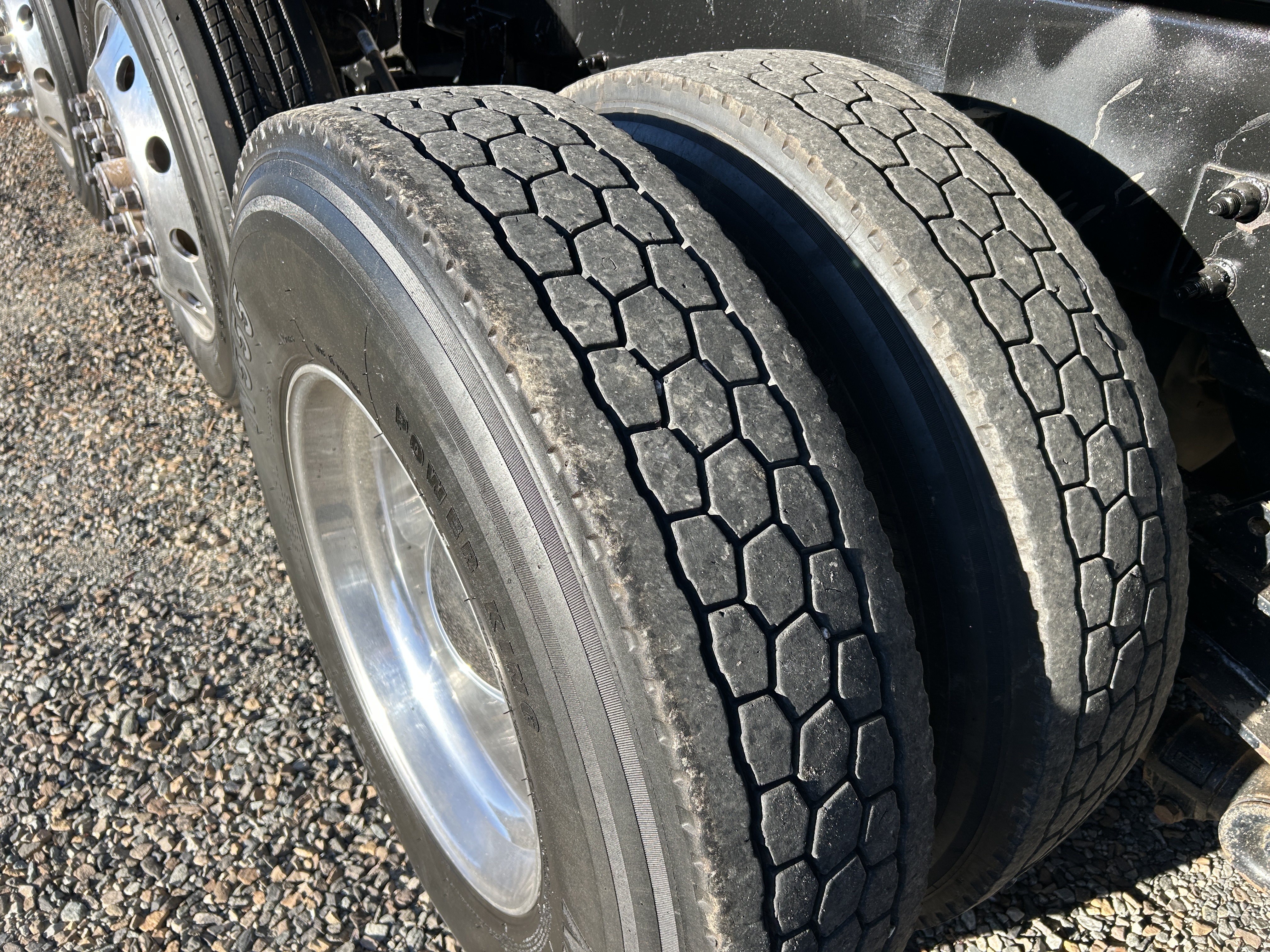 Used 2016 Kenworth T880 Quad Axle Dump Truck - Automatic