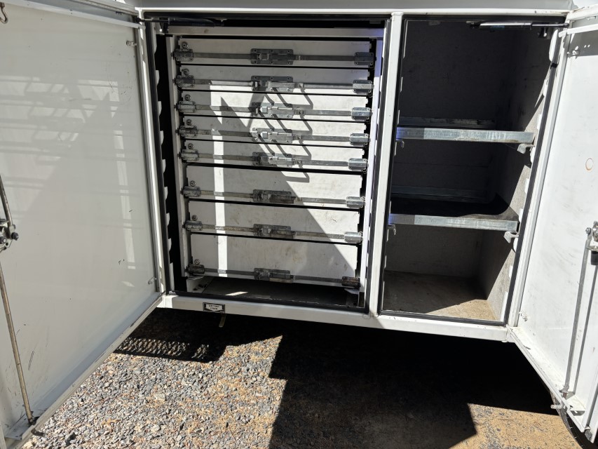 Used 2019 Ford F550 XL service truck