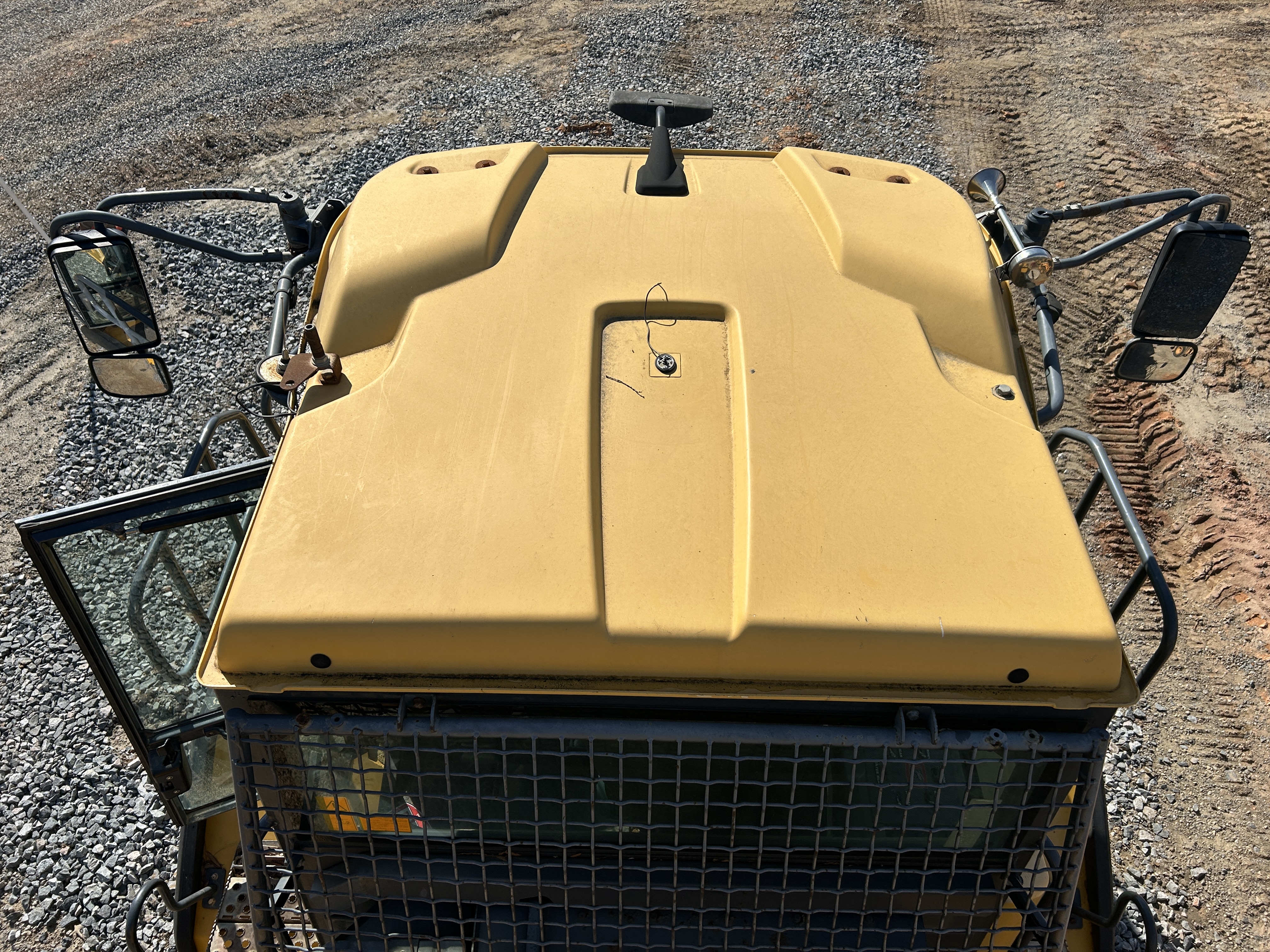 Used 2015 Bell B25E Water Truck