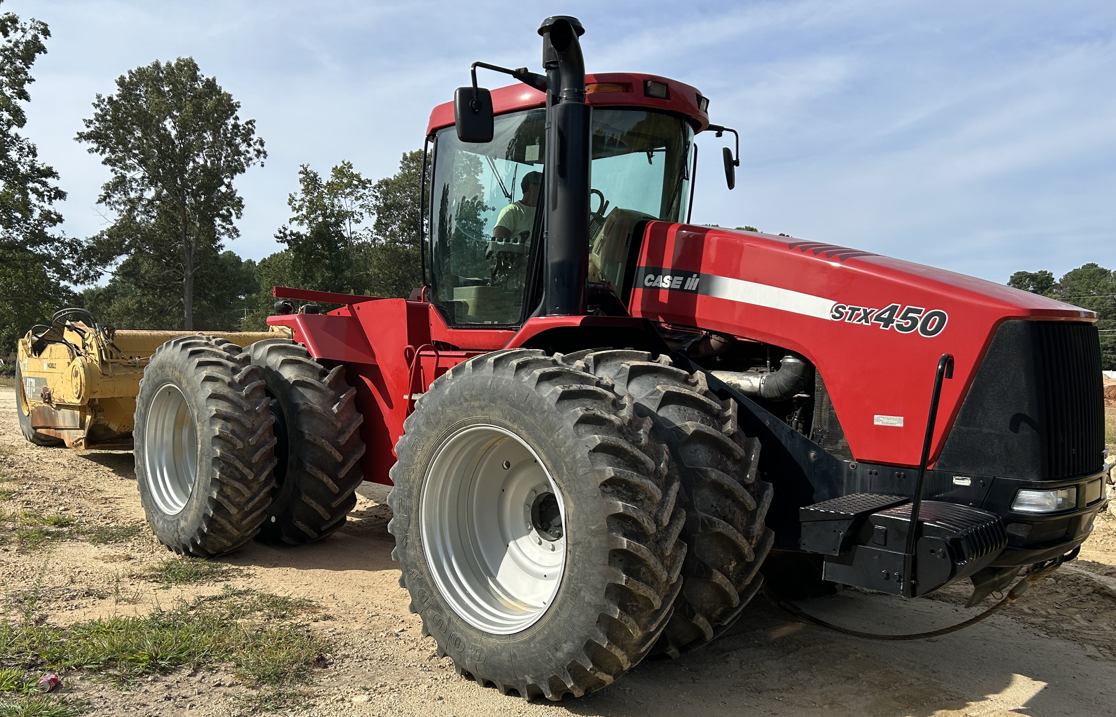 Used 2004 Case STX450 with 17 yard Noble Pull pan