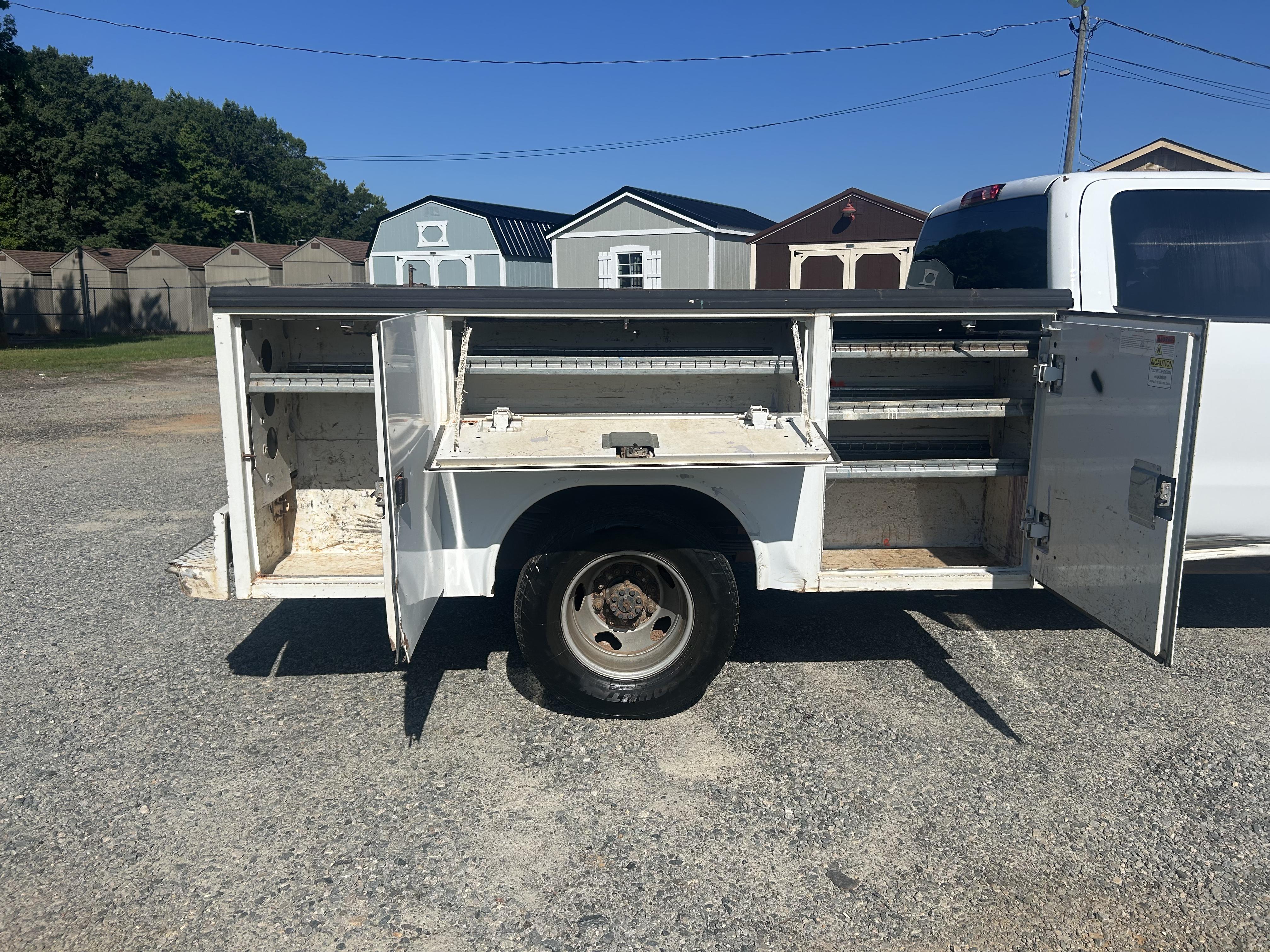Used 2017 Chevrolet 3500 HD crew cab work truck