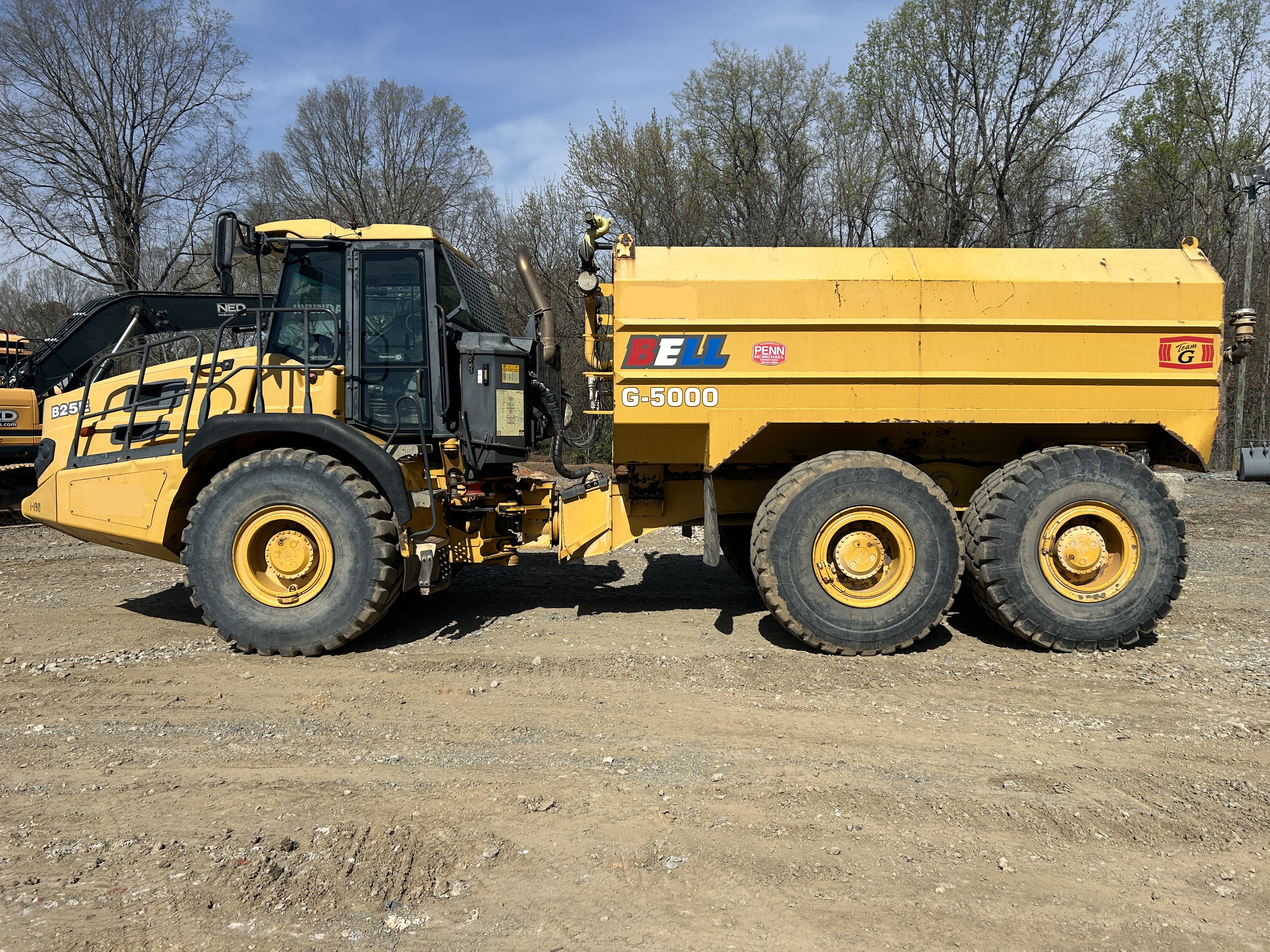 Used 2015 Bell B25E Water Truck