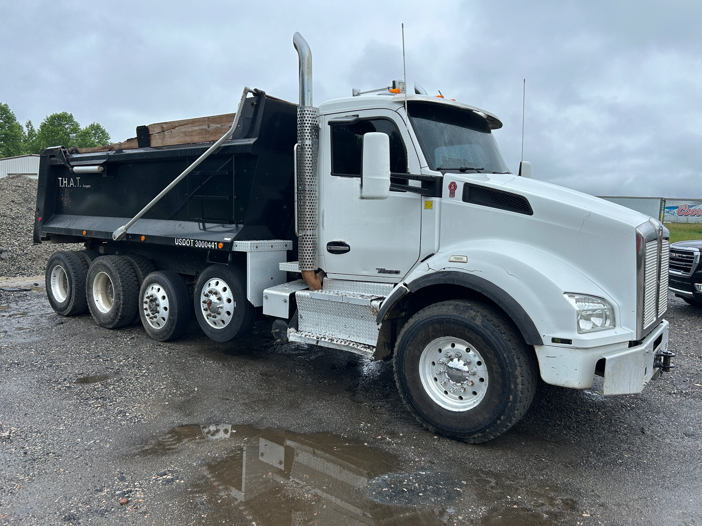 Used 2017 Kenworth T880 Quad Axle Dump Truck