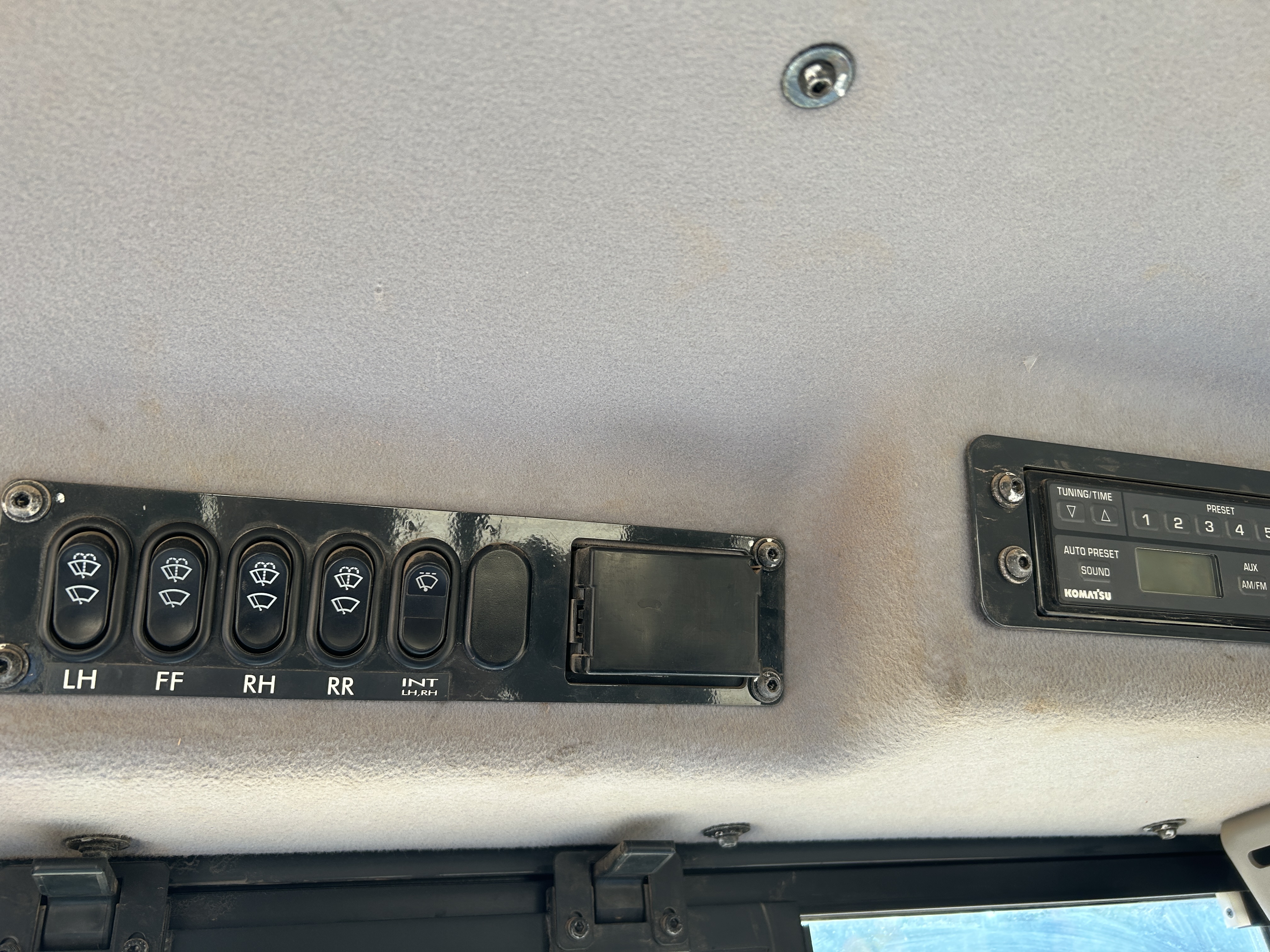 Used 2018 Komatsu D61PXi-24