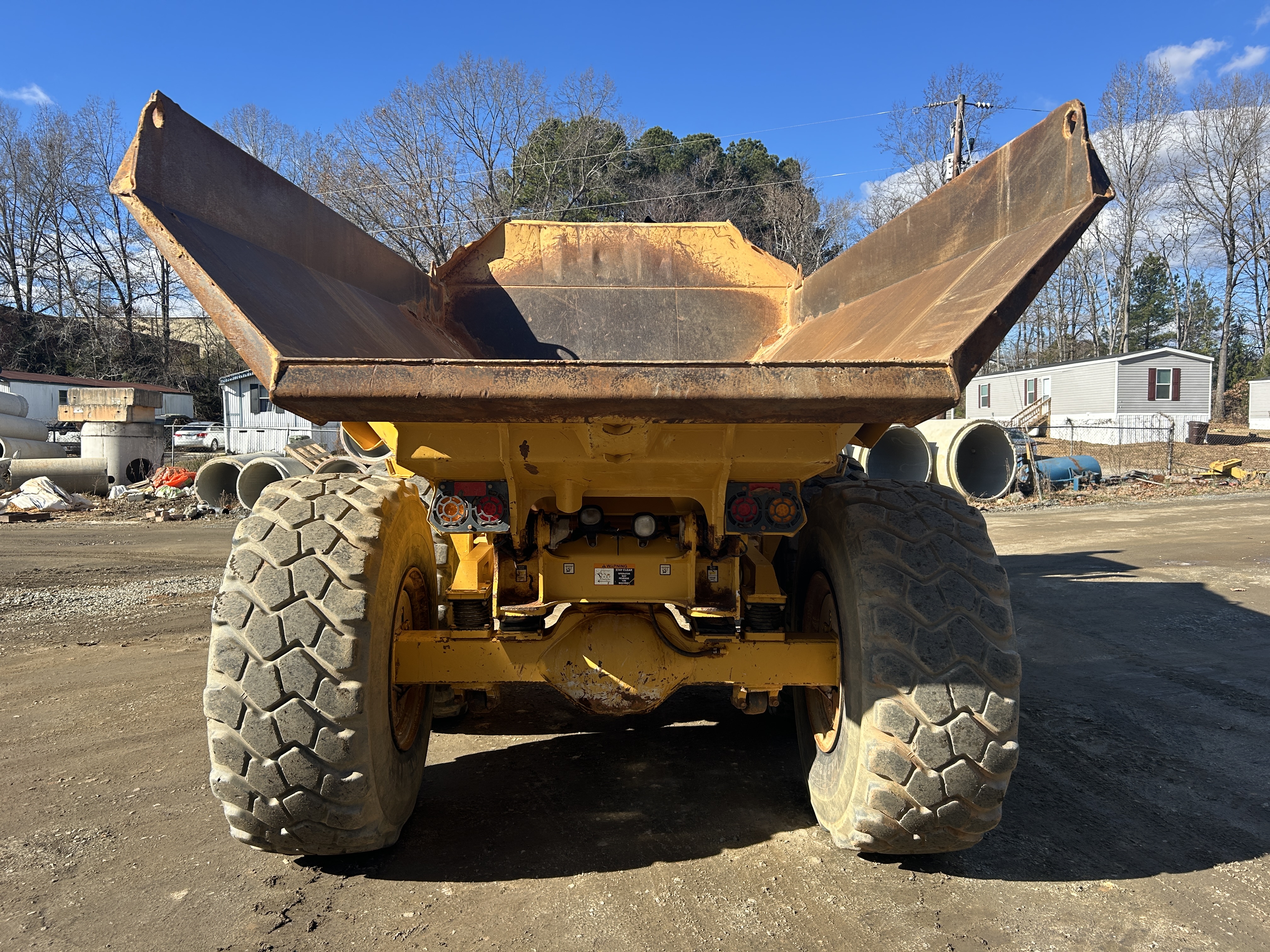 Used 2015 Deere 300D Series II