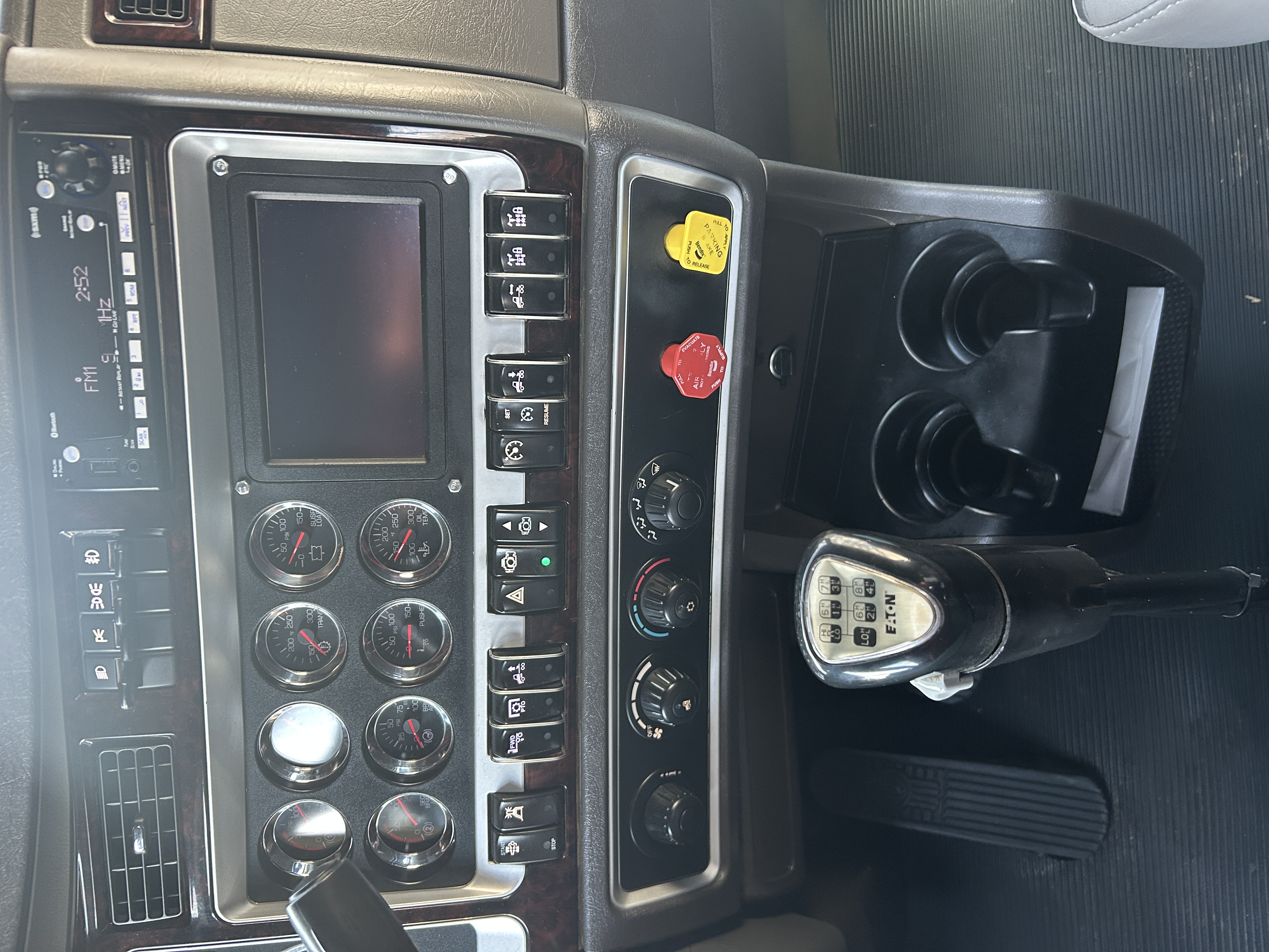 Used 2016 Kenworth T800 Heavy Haul