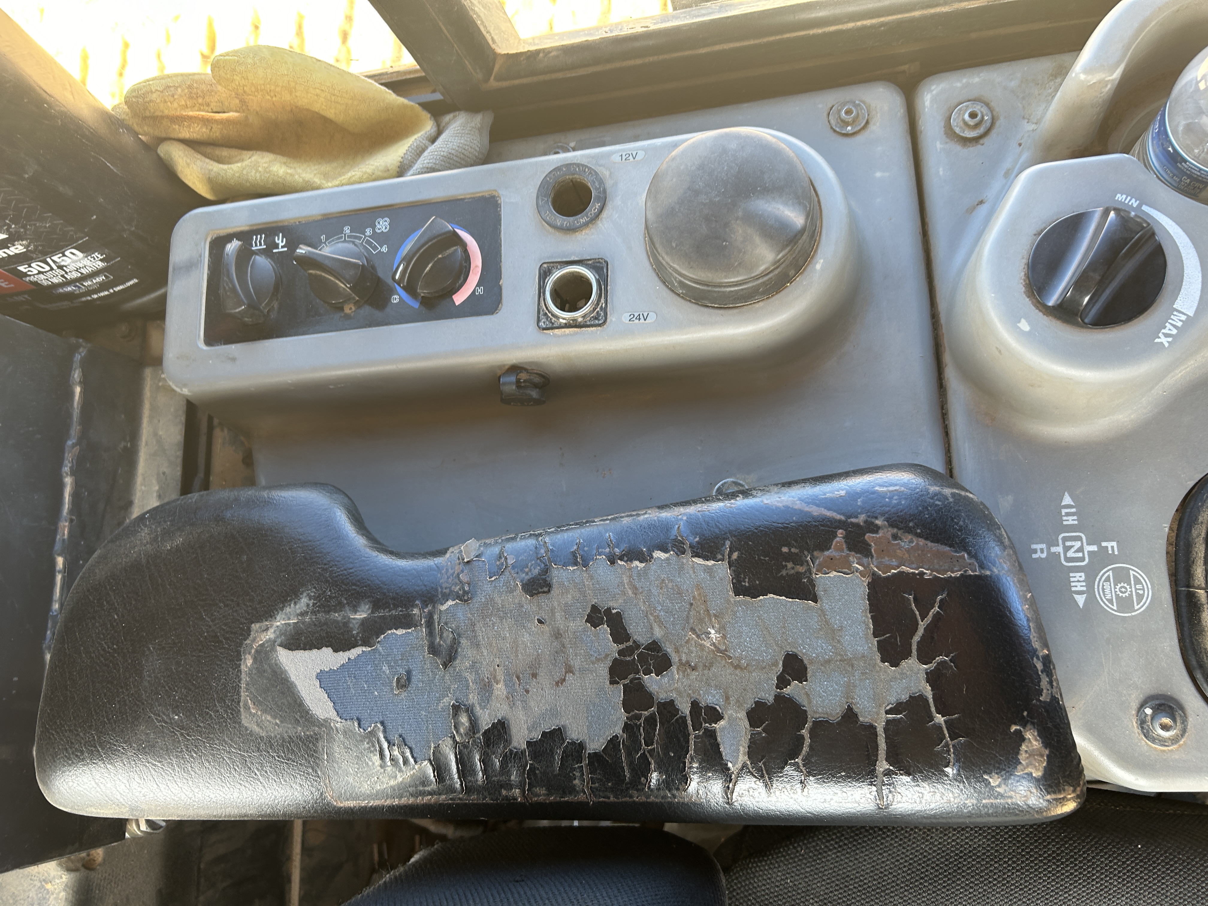 Used 2018 Komatsu D61PXi-24