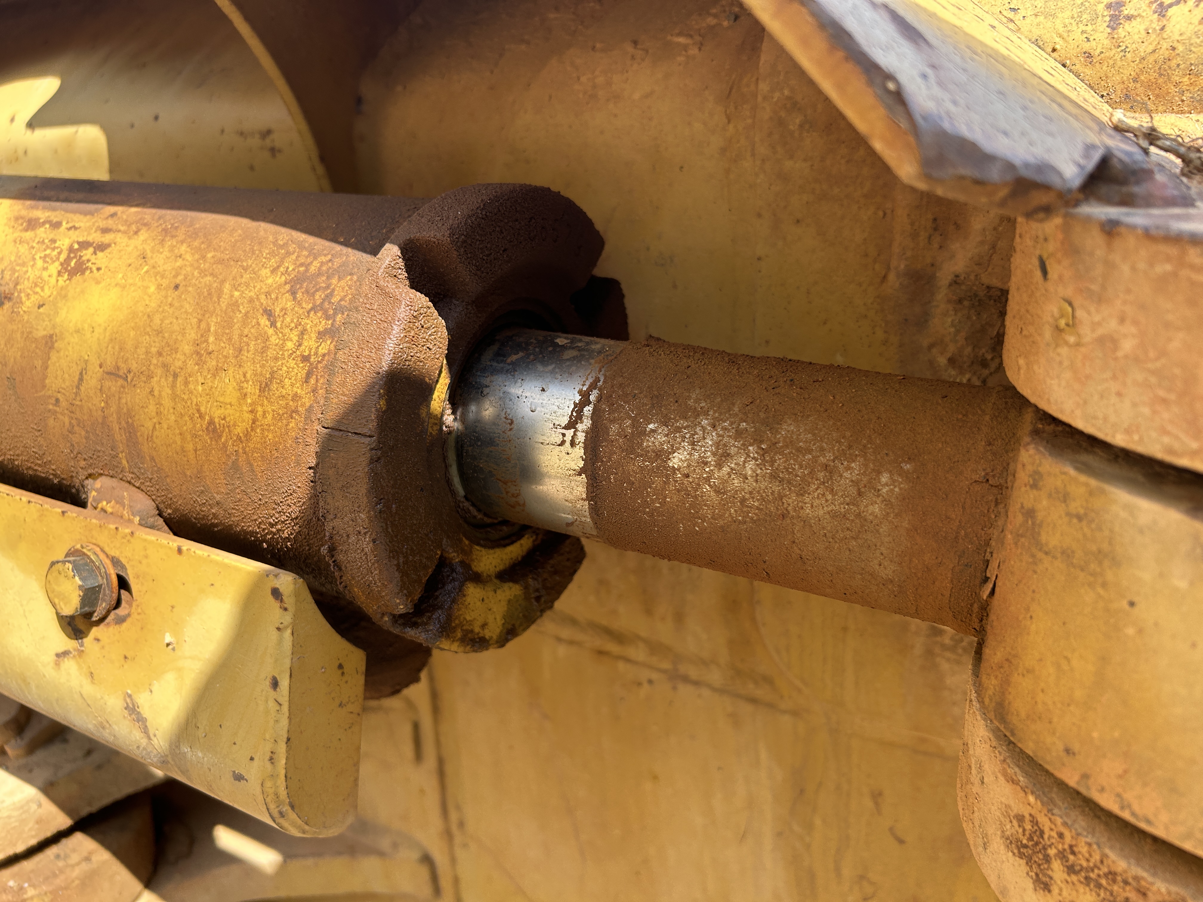 Used 2004 Caterpillar D5N XL