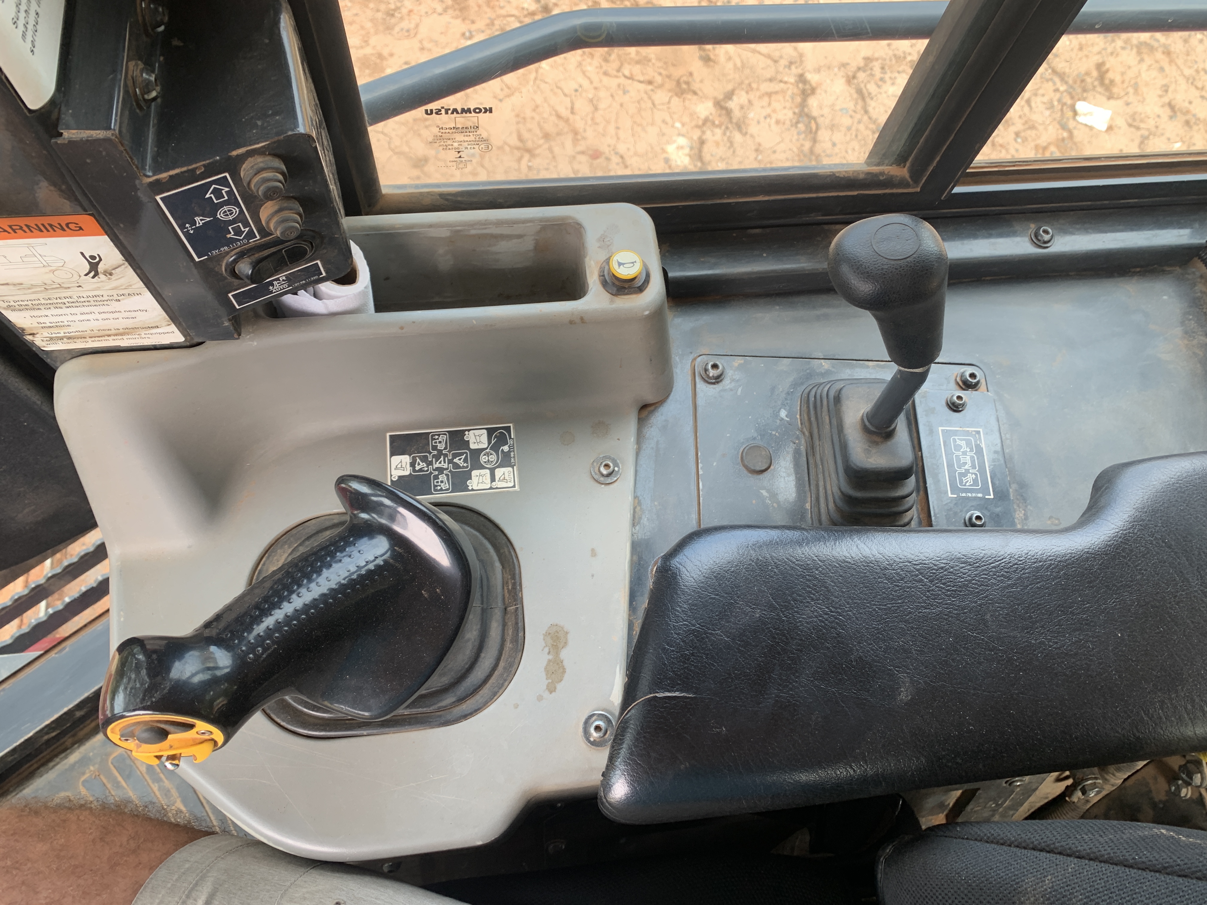 Used 2018 Komatsu D61PXi-24