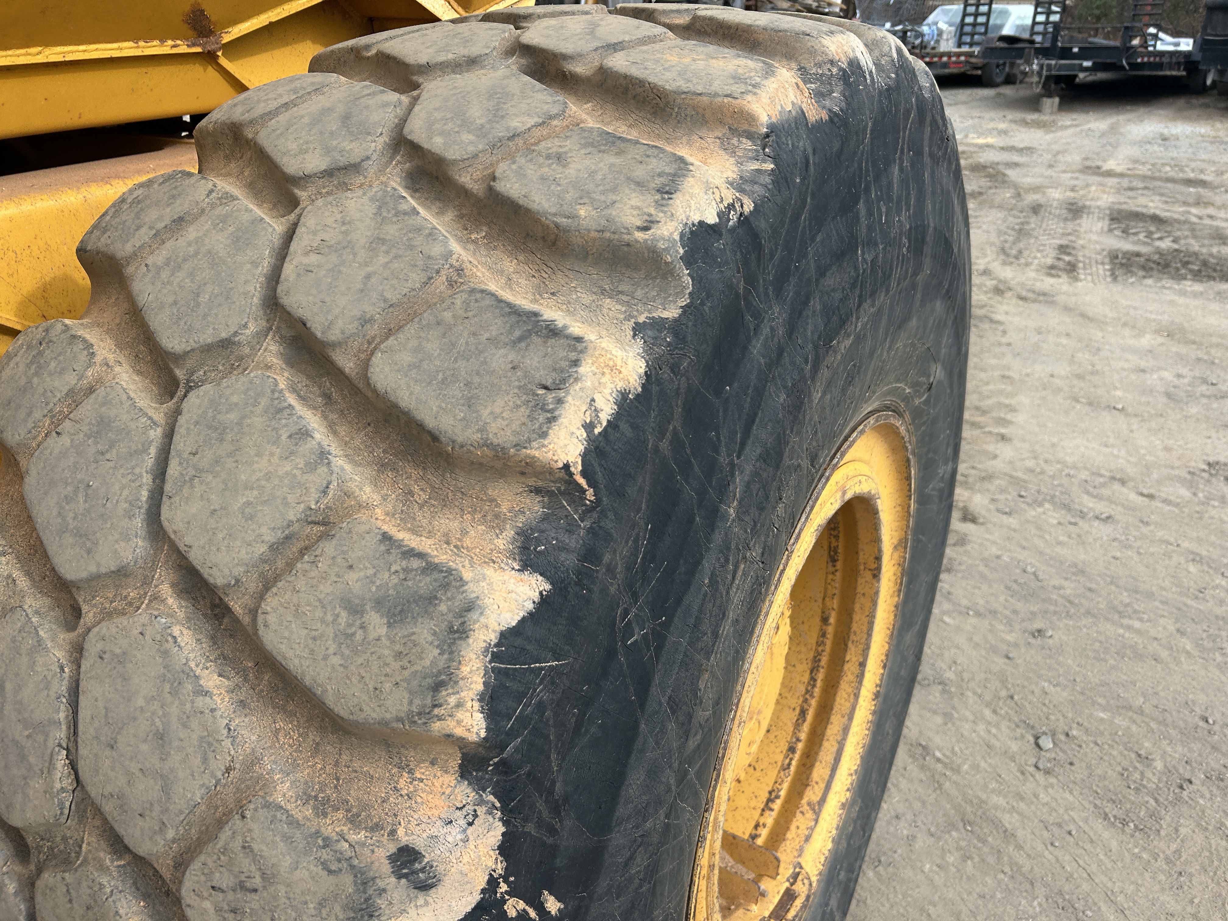 Used 2015 Deere 300D Series II