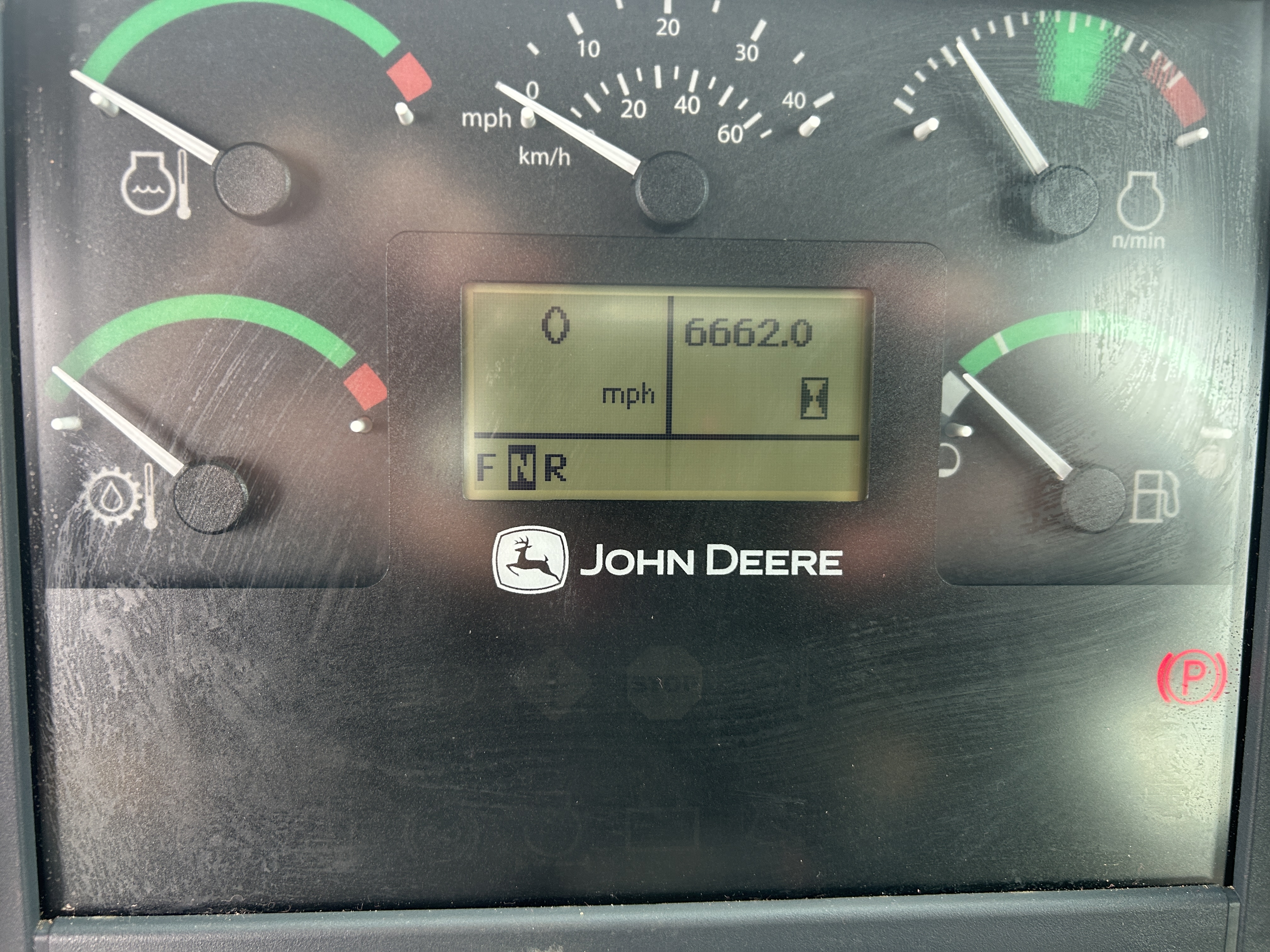 Used 2015 Deere 300D Series II