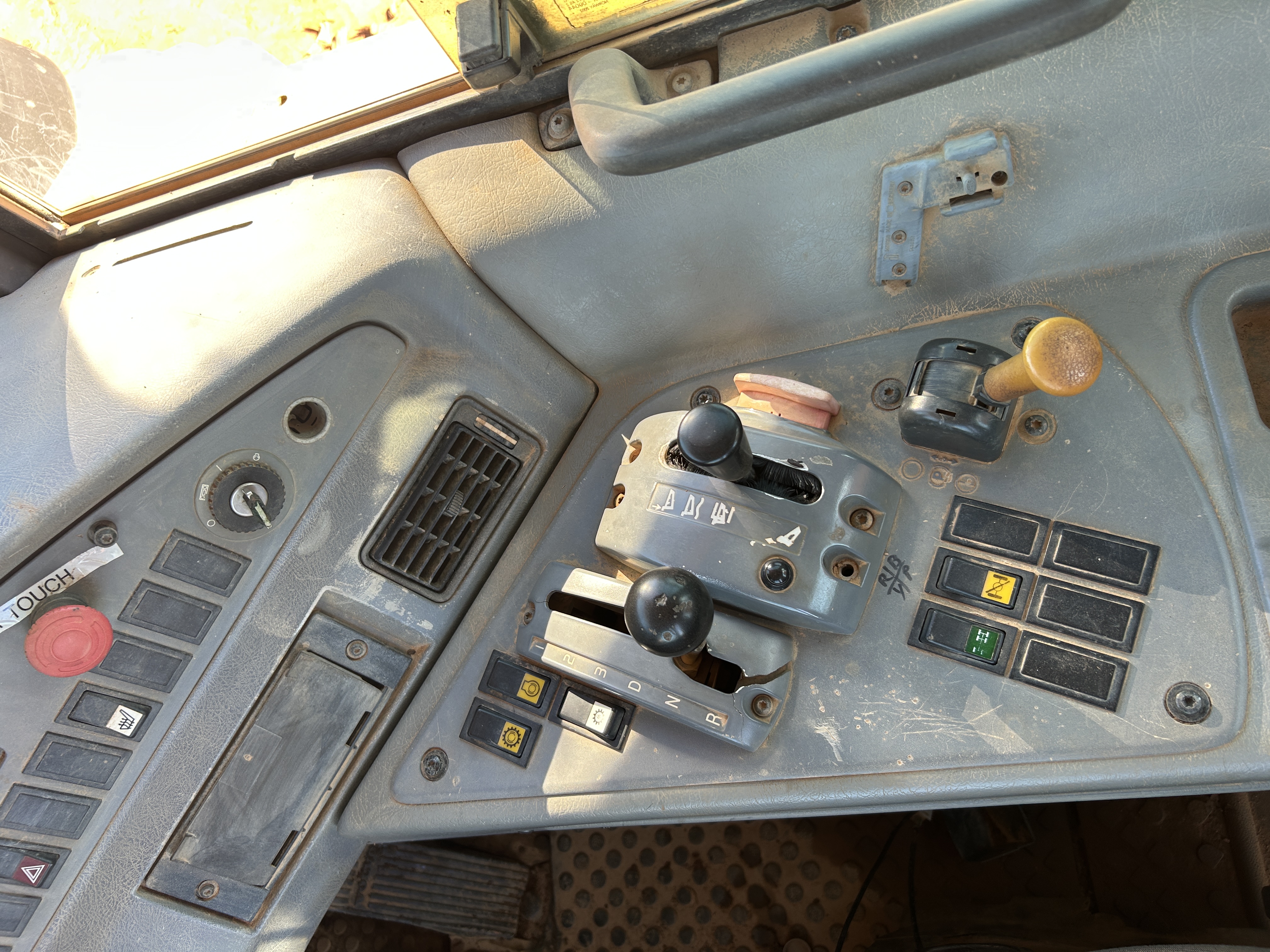 Used 2006 Volvo A25D
