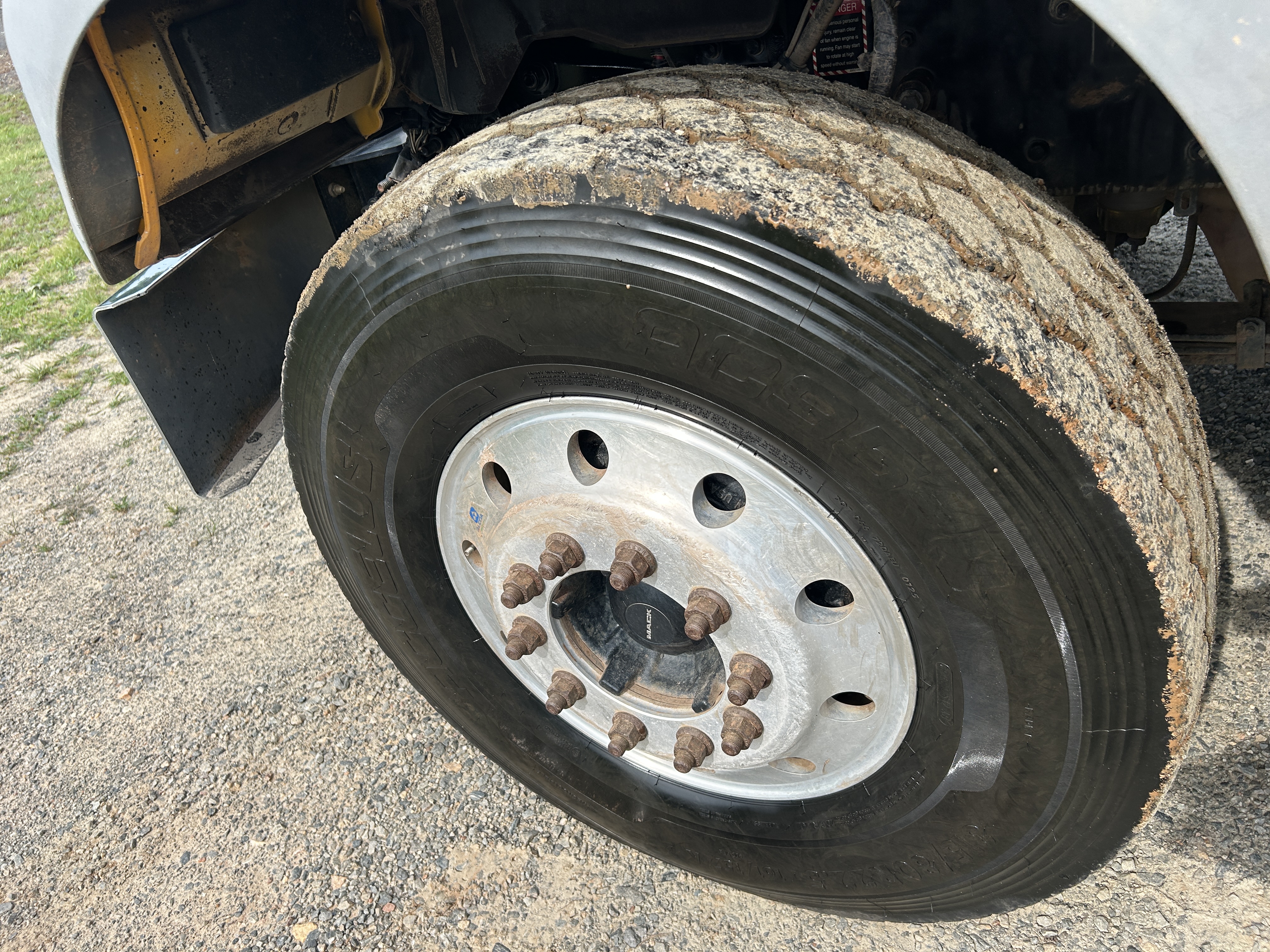 Used 2018 Mack Granite GU713 Quad Axle Dump Truck - automatic
