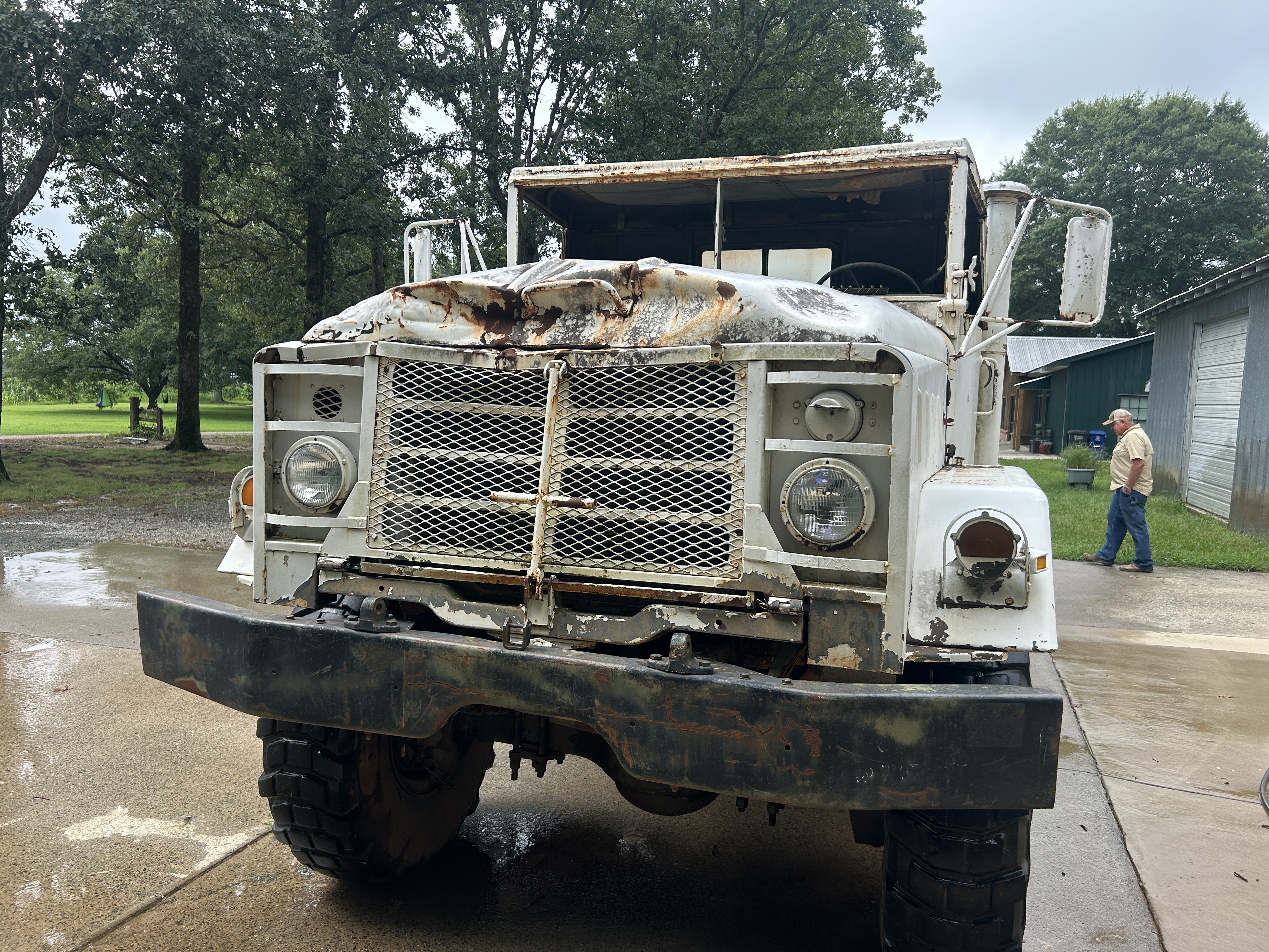 Used 2006 Klein K-400 mounted on military truck