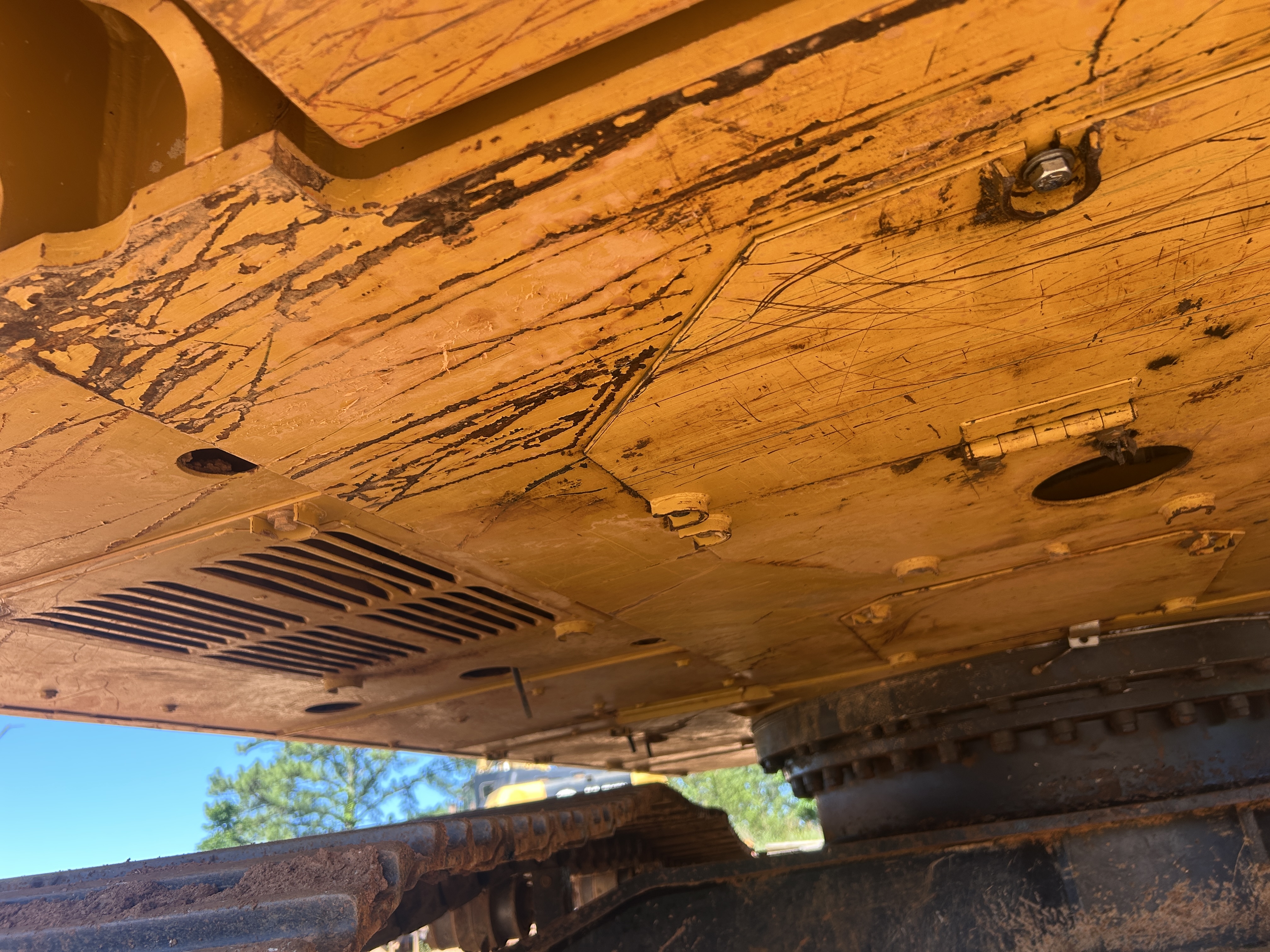 Used 2016 Caterpillar 326FL