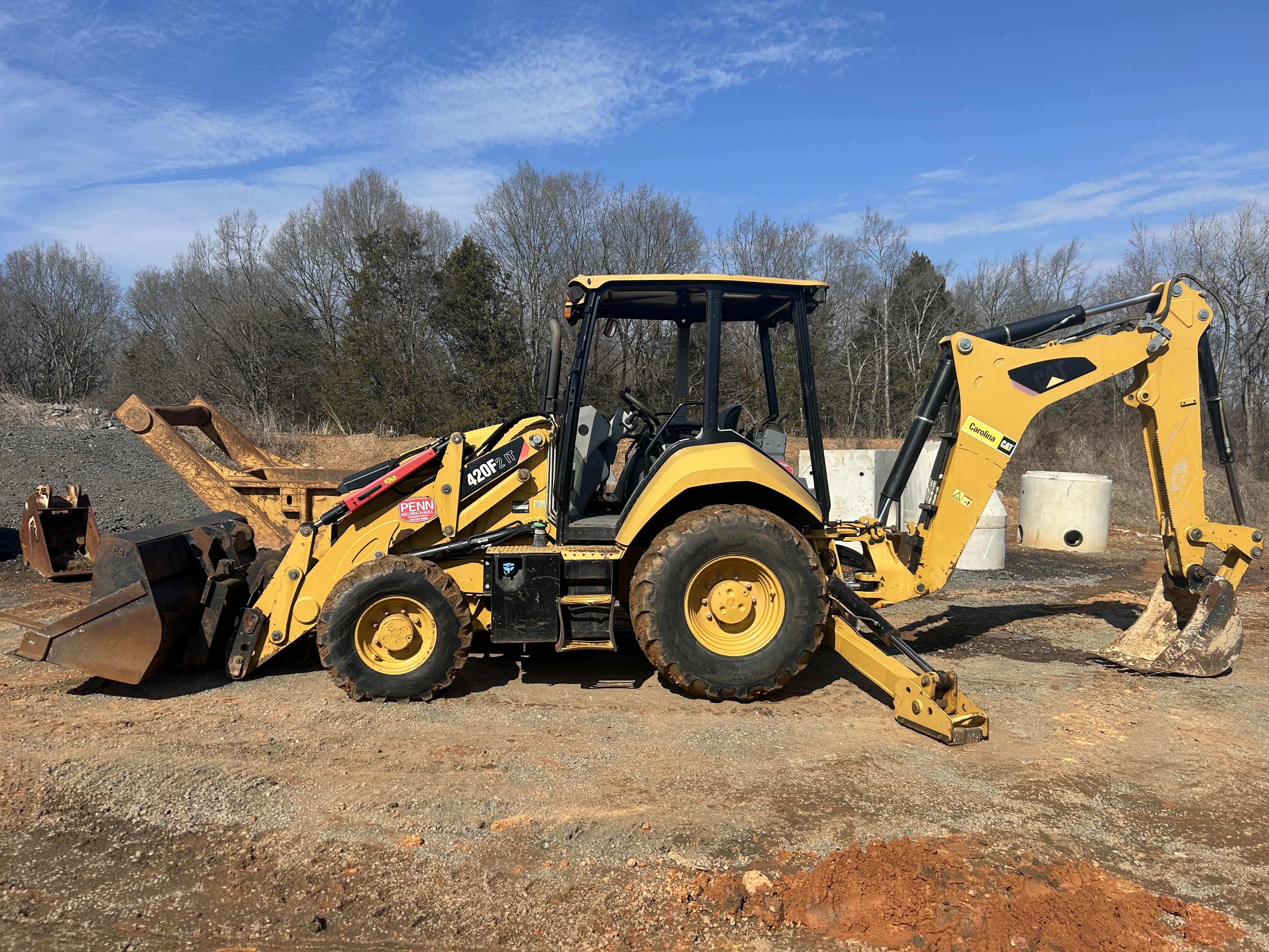 Used 2015 Caterpillar 420F2 IT