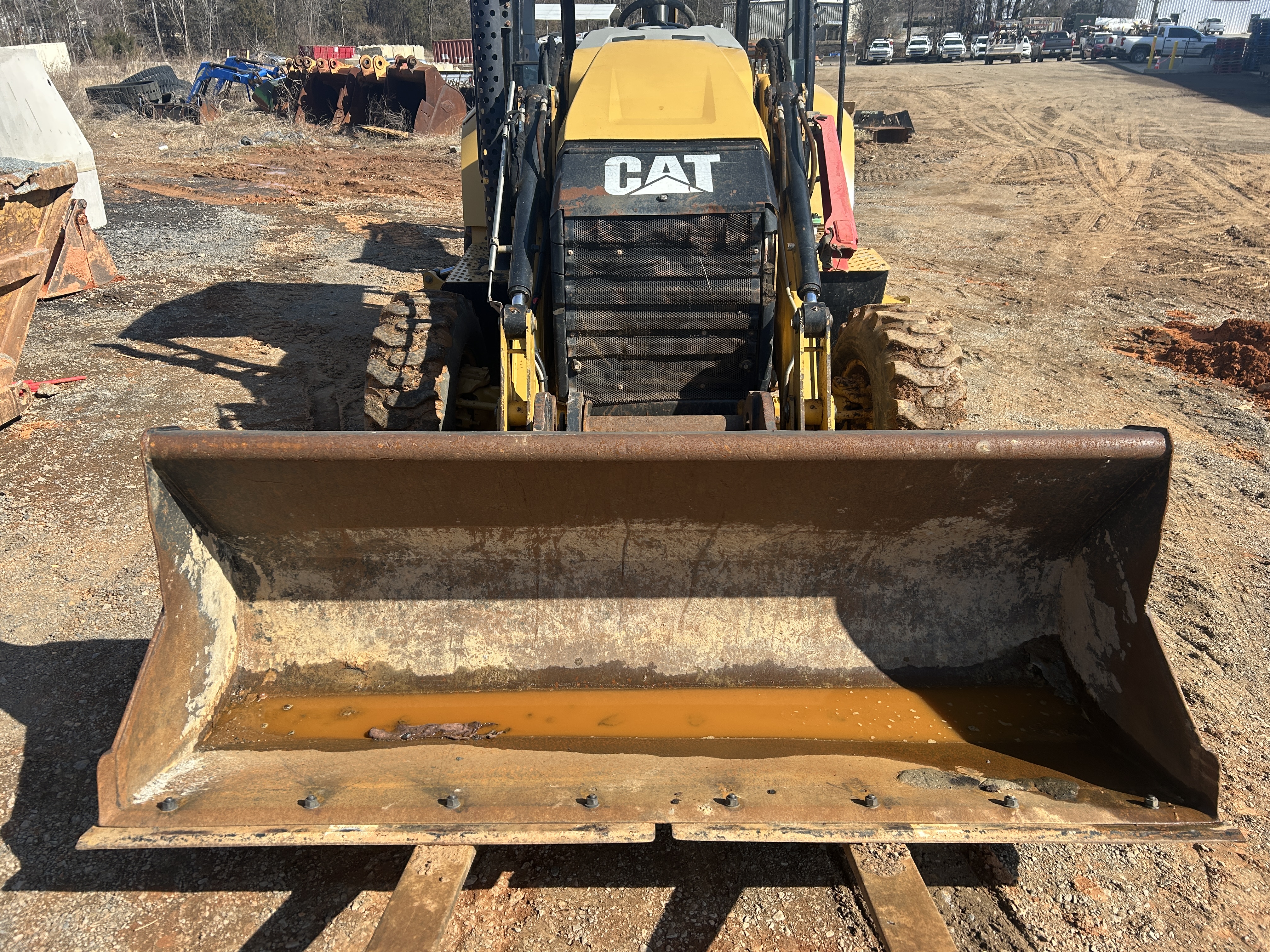 Used 2015 Caterpillar 420F2 IT