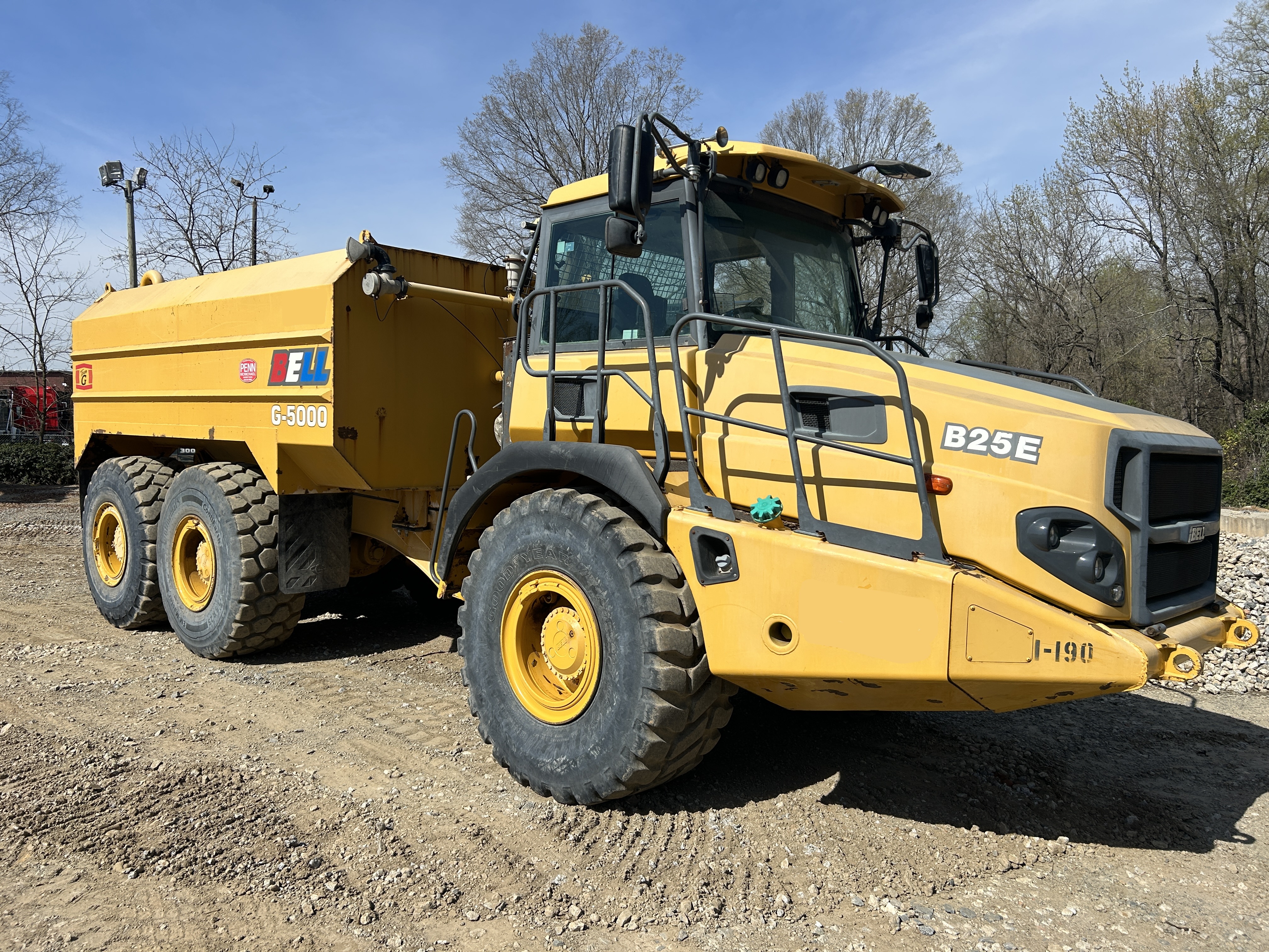 Used 2015 Bell B25E Water Truck
