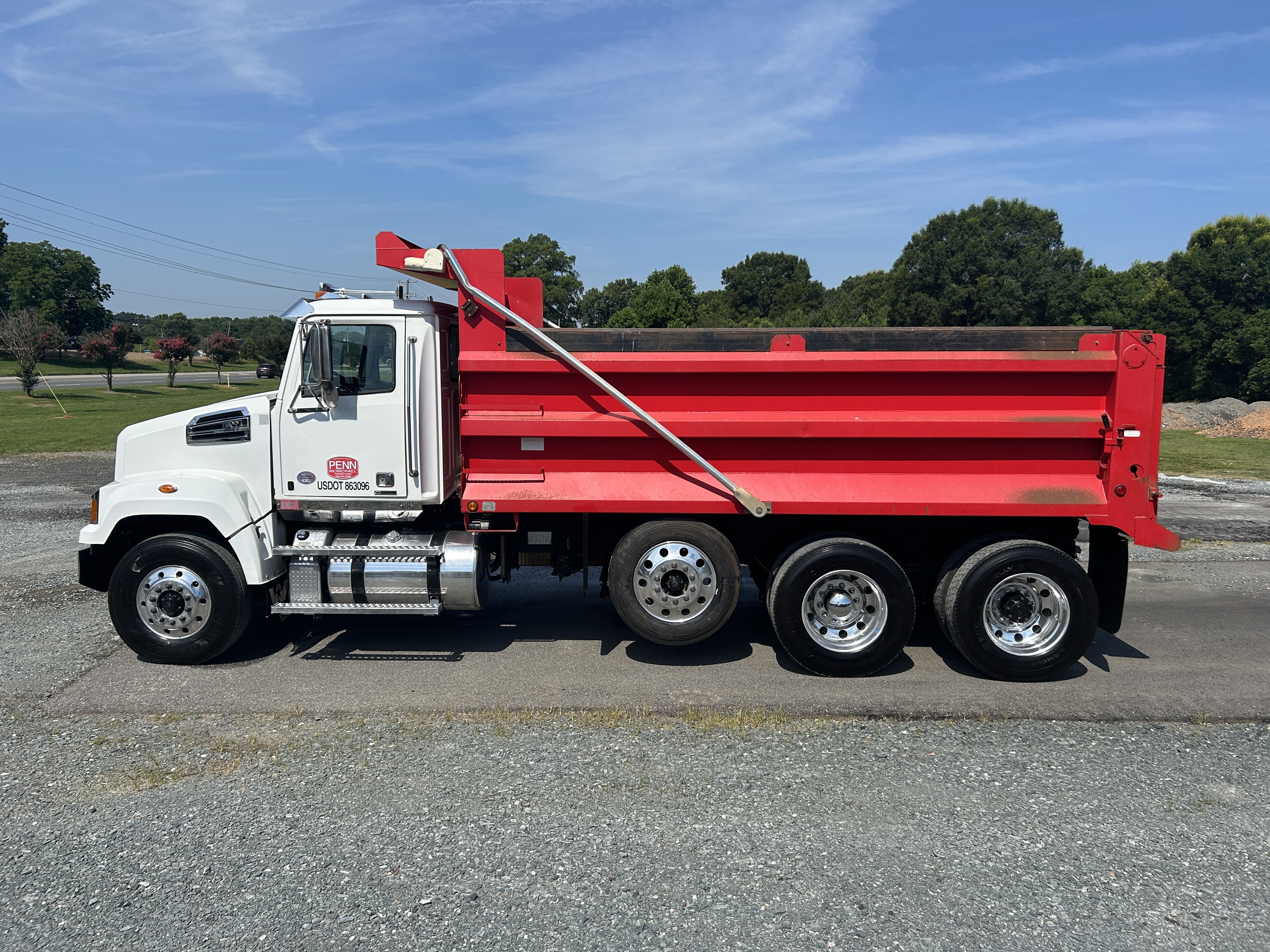 Used 2017 Western Star 4700SF Auto with 183k miles