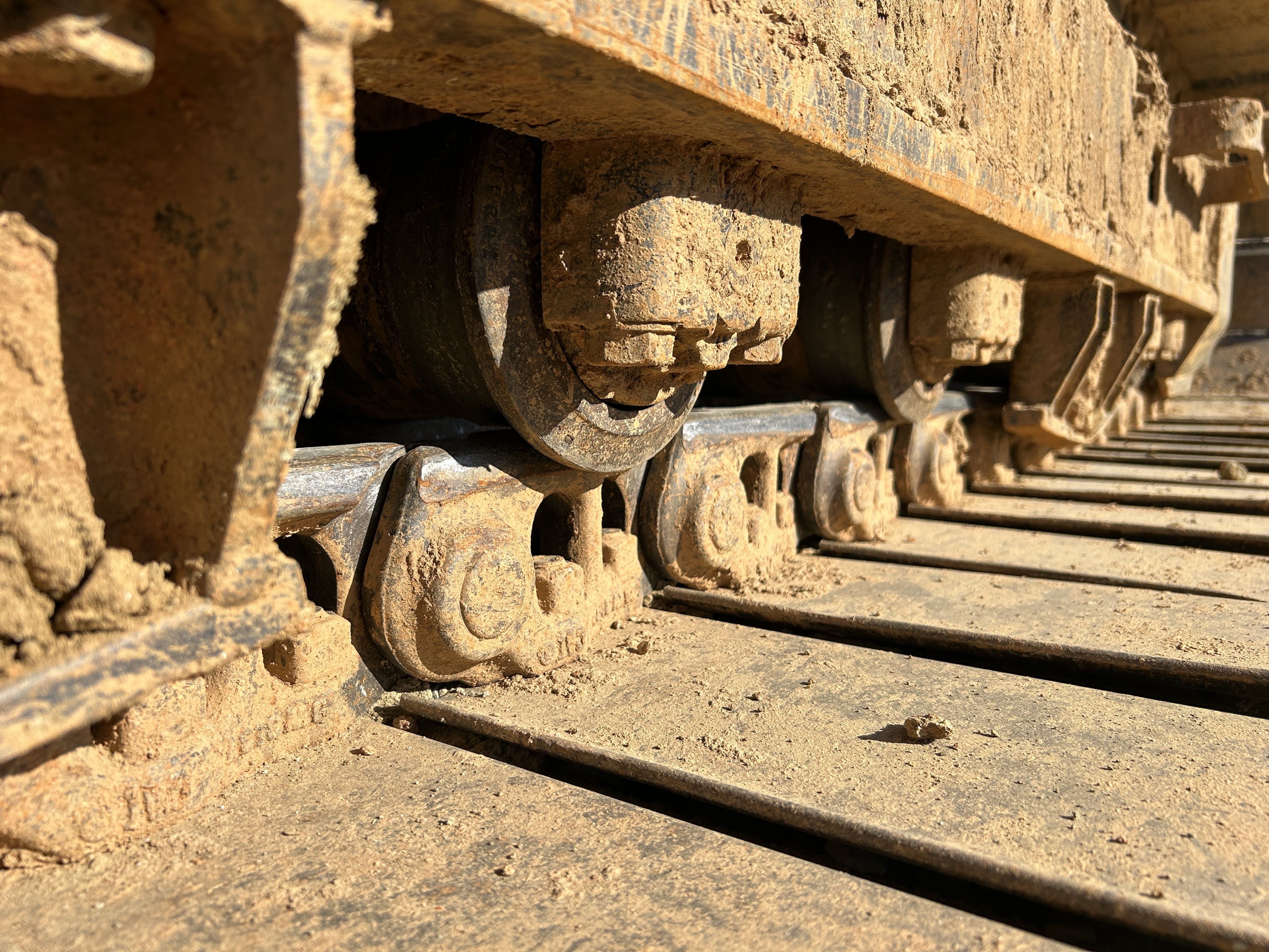 Used 2016 Caterpillar 323FL