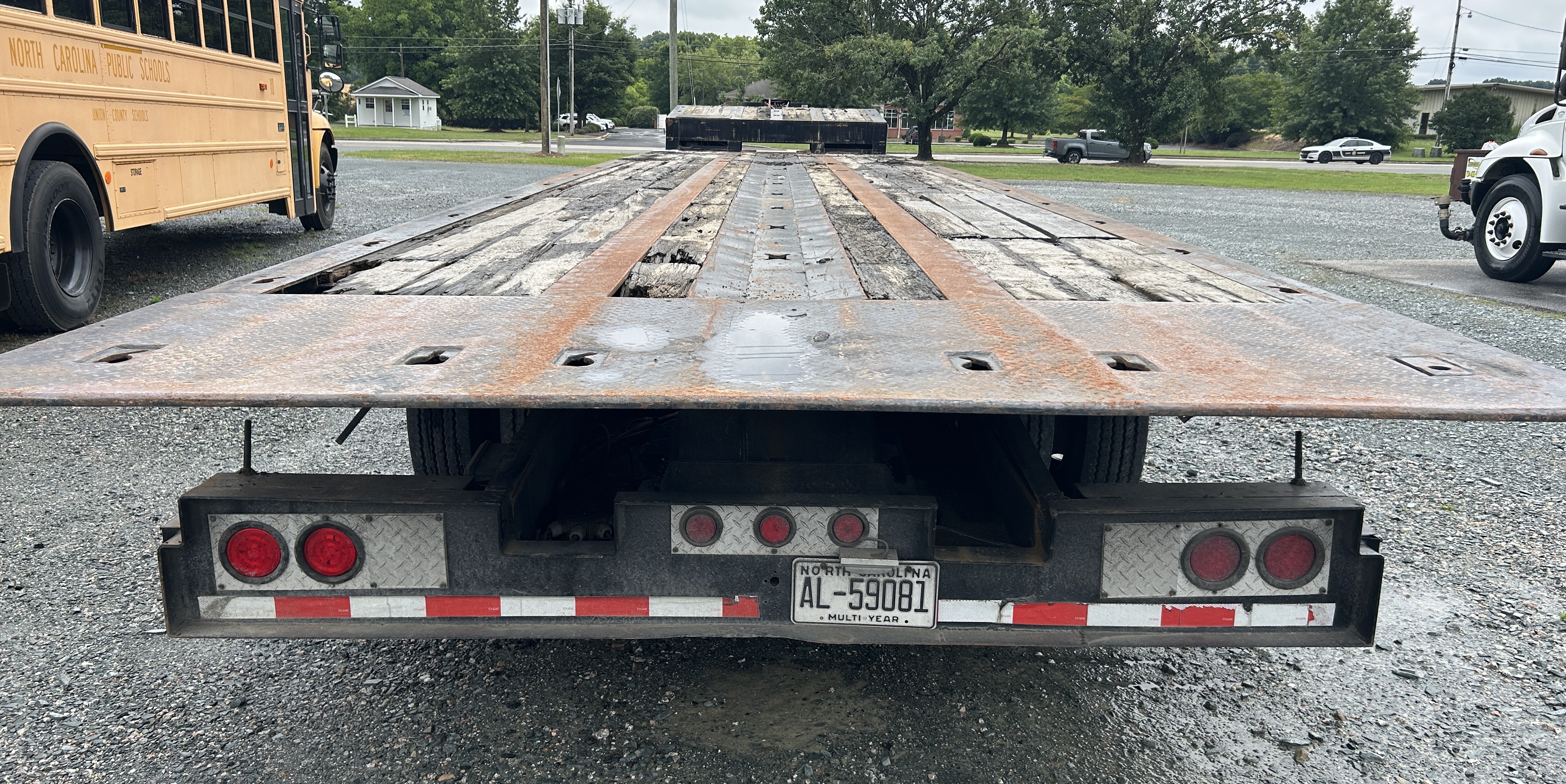 Used 2005 Kalyn Siebert   35 Ton Sliding Tilt deck