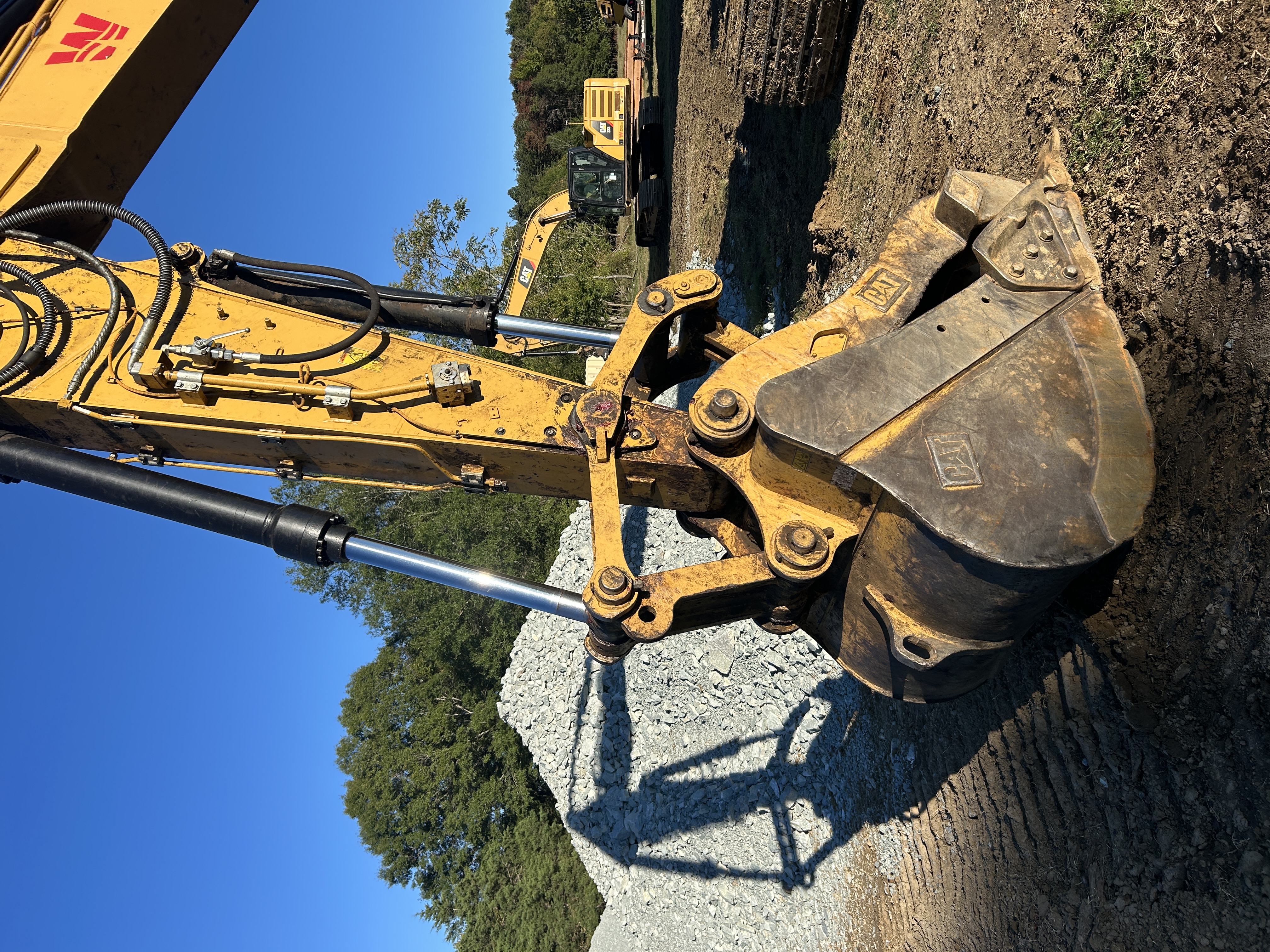 Used 2023 Caterpillar 323 with Progressive Link Hydraulic Thumb, New undercarriage, Grade 3D Ready