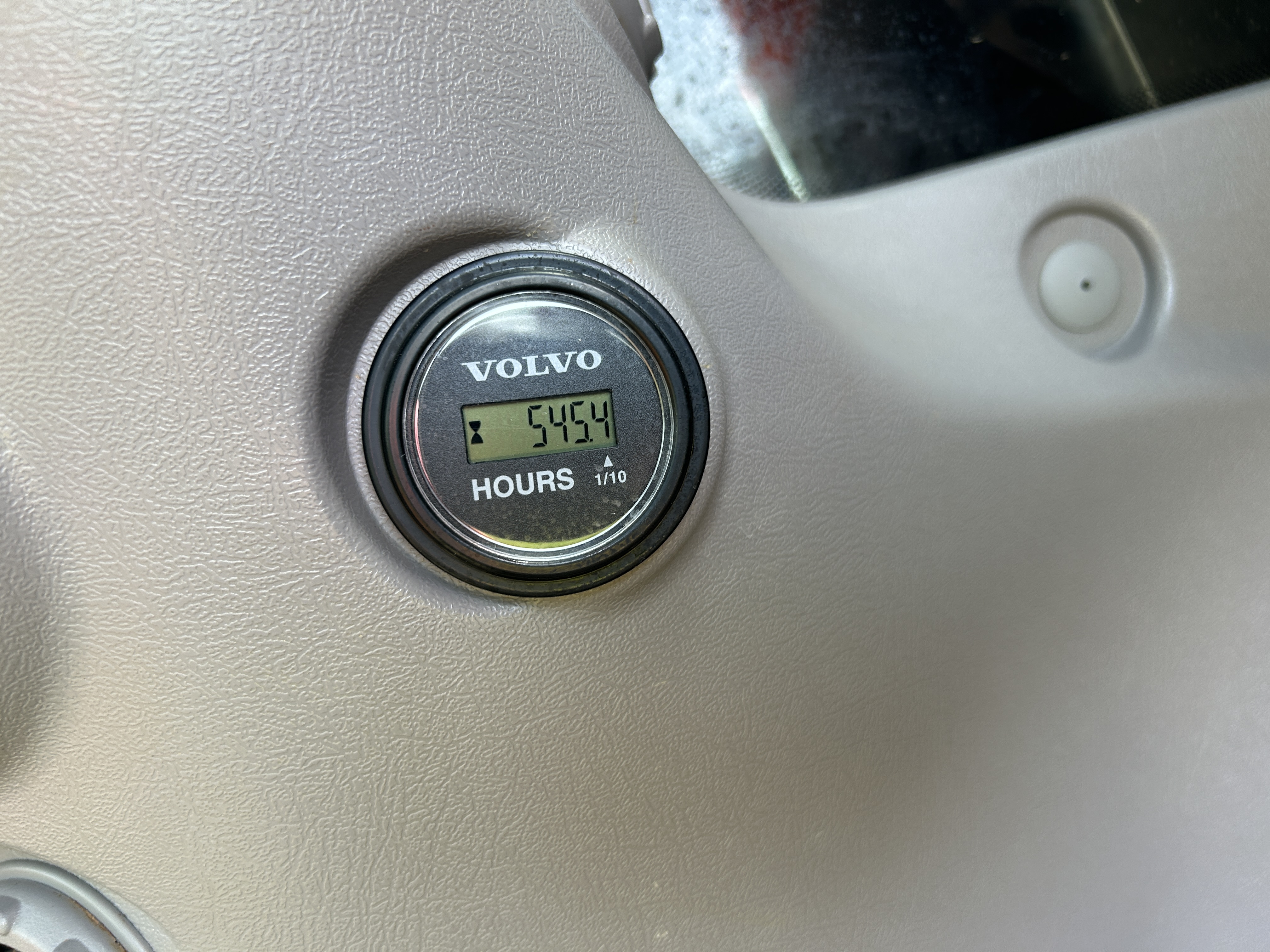 Used 2023 Volvo EC200EL - Loaded like new