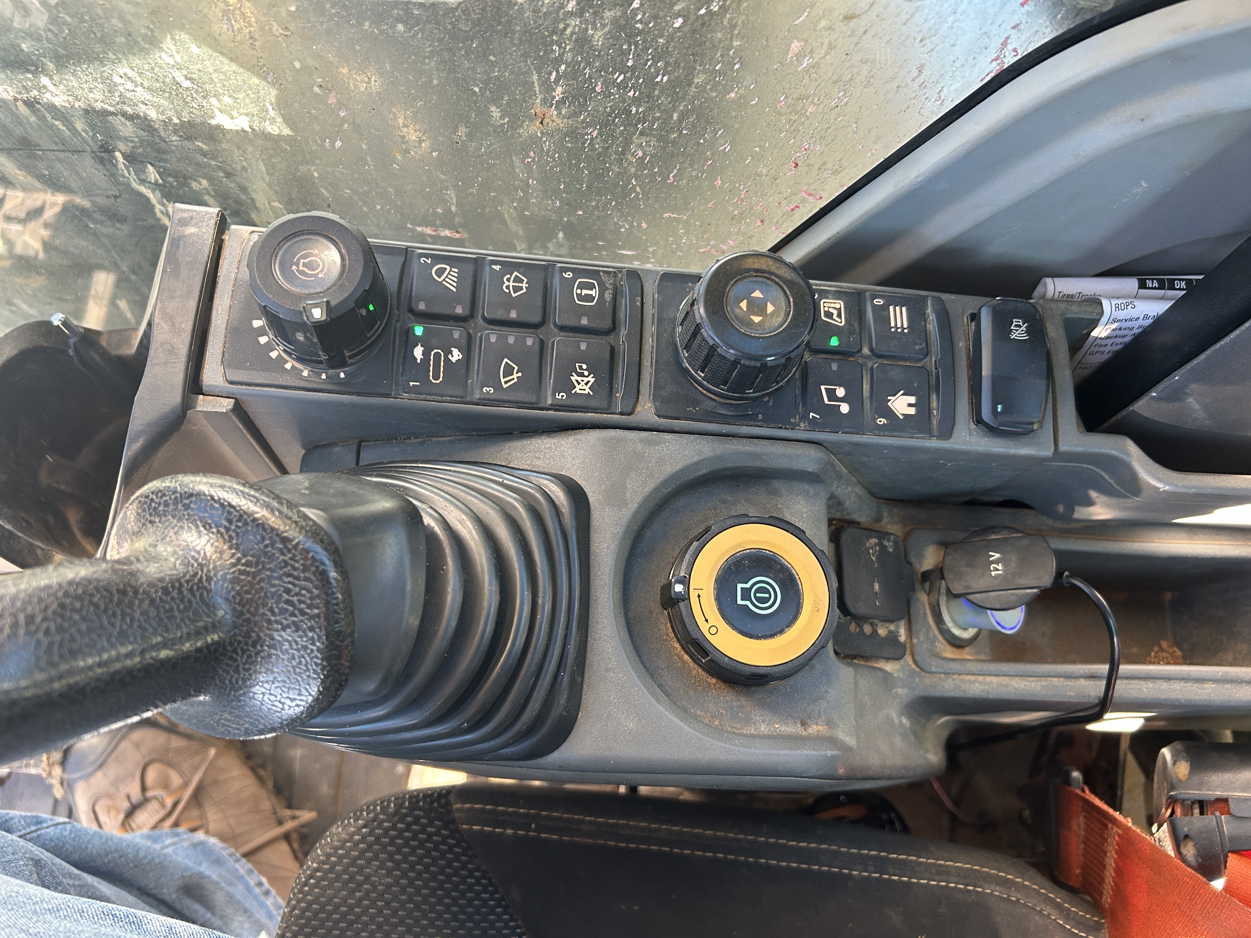 Used 2023 Caterpillar 323 with Progressive Link Hydraulic Thumb, New undercarriage, Grade 3D Ready