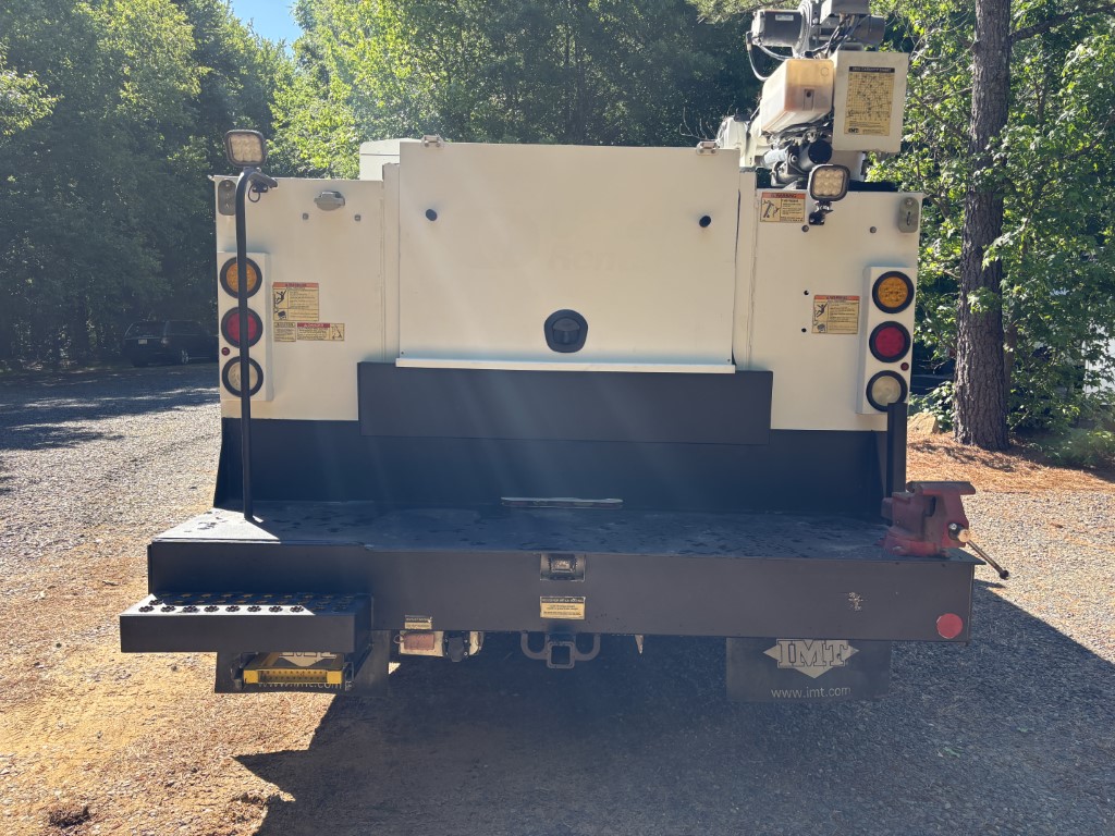 Used 2019 Ford F550 XL service truck