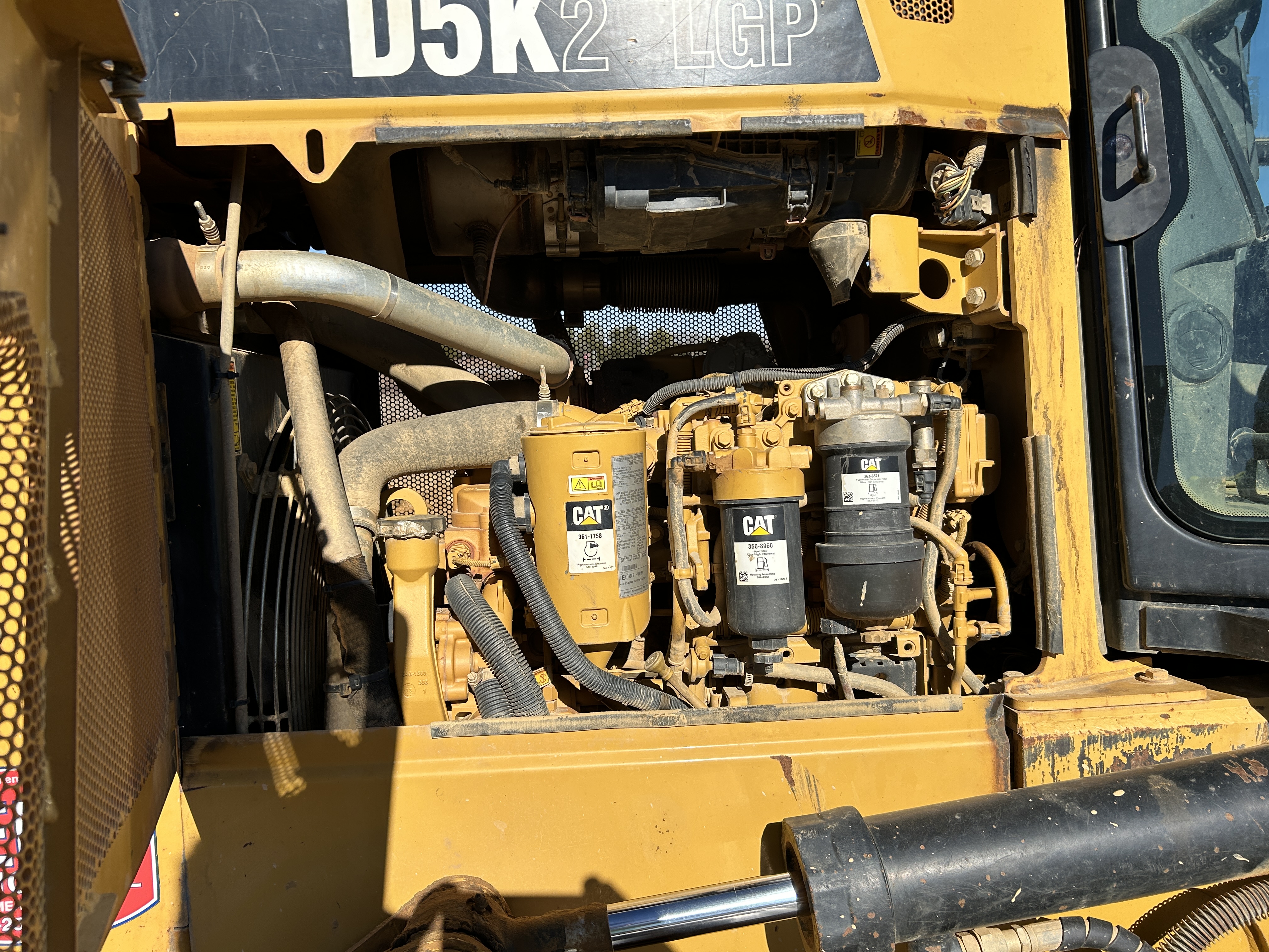 Used 2014 Caterpillar D5K2 LGP