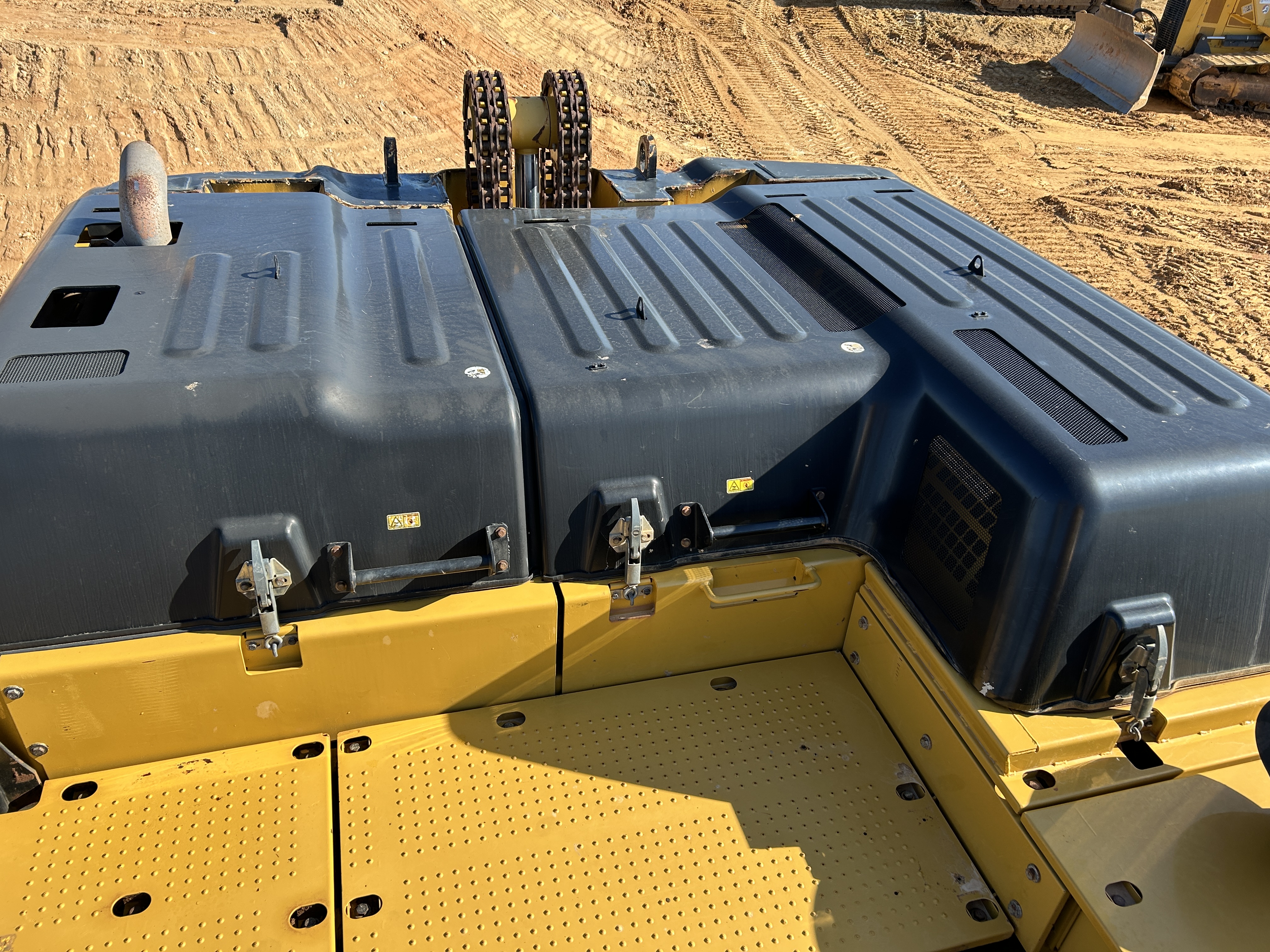 Used 2016 Caterpillar 349FL