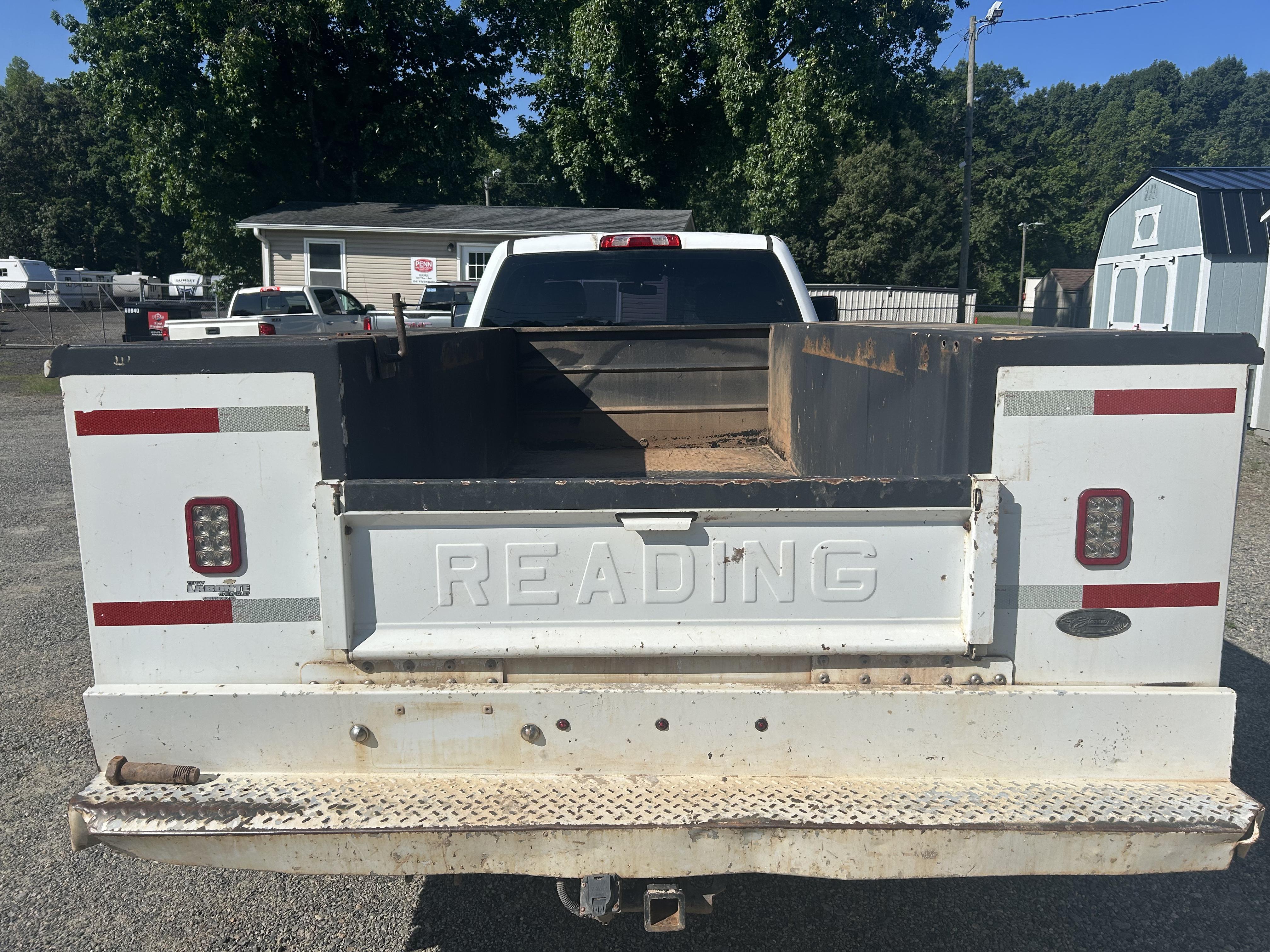 Used 2017 Chevrolet 3500 HD crew cab work truck