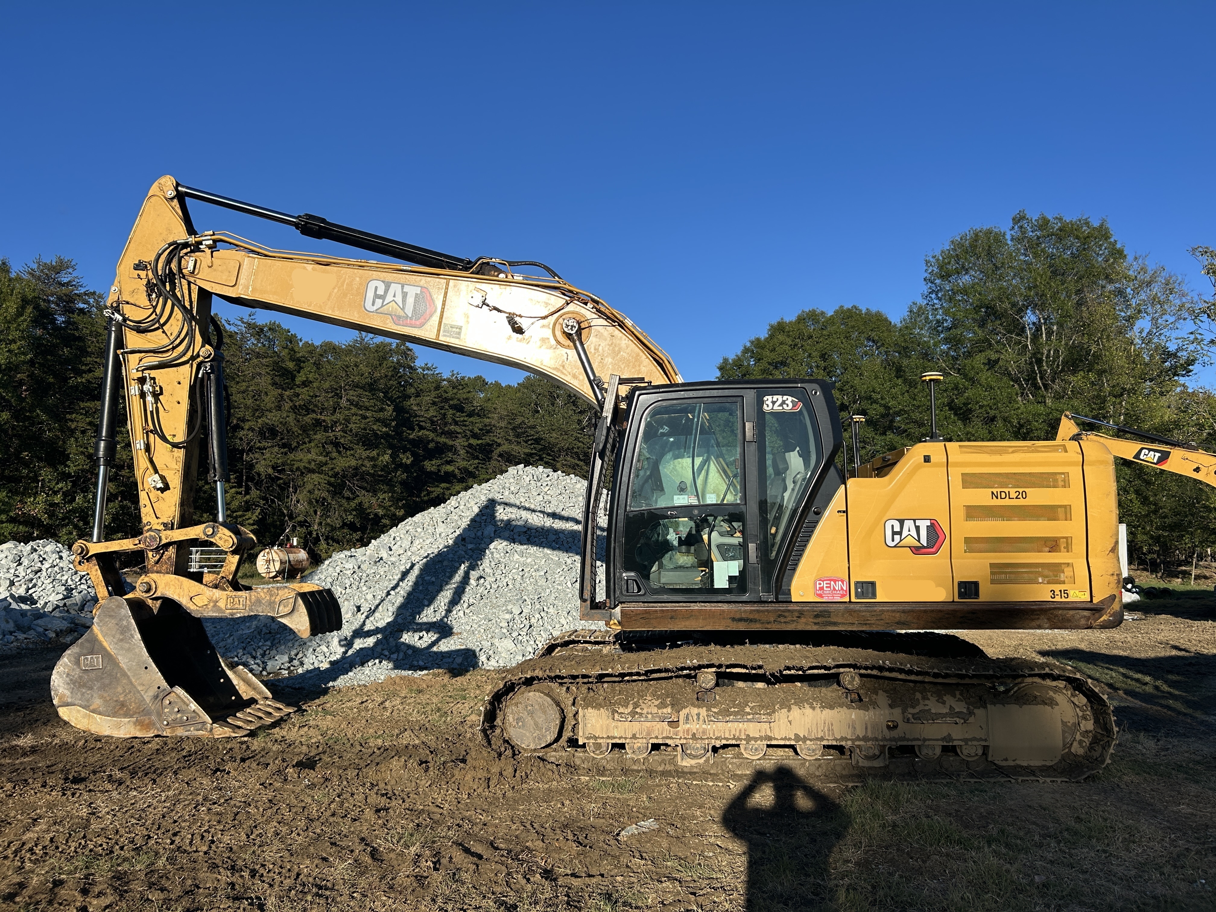 Used 2023 Caterpillar 323 with Progressive Link Hydraulic Thumb, New undercarriage, Grade 3D Ready