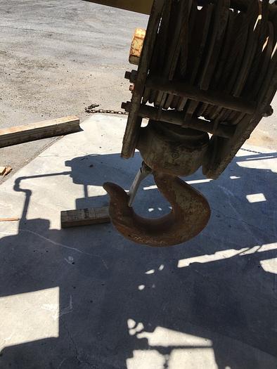 Used Yale 15 Ton Electric Chain Hoist w/ power trolley speed control DEW15X29RT11/3