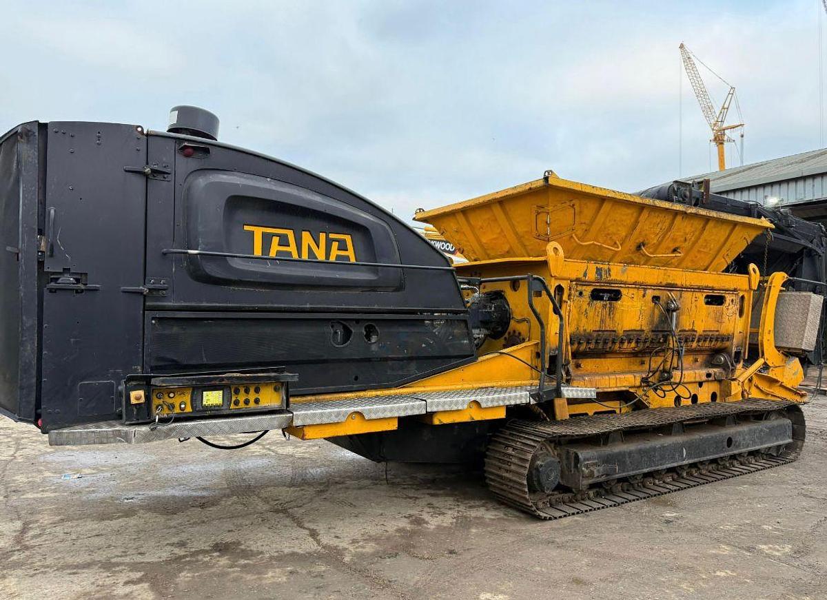 Used 2016 Tana Shark