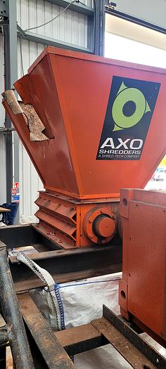 Used 2001 Twin Shat Shredder