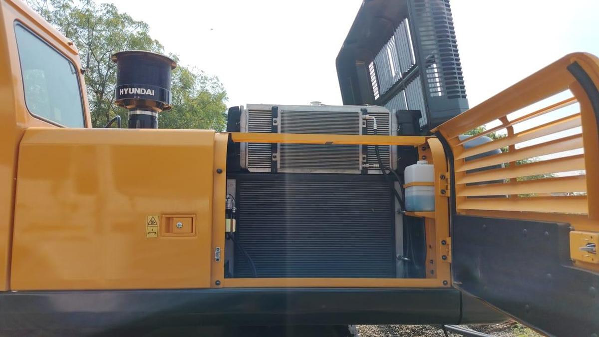 Used 2025 Hyundai 340L SMART Excavator 