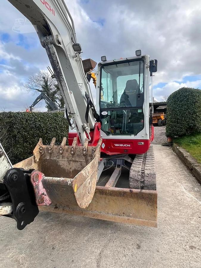 Used 2020 Takeuchi TB260 Crawler Excavator 