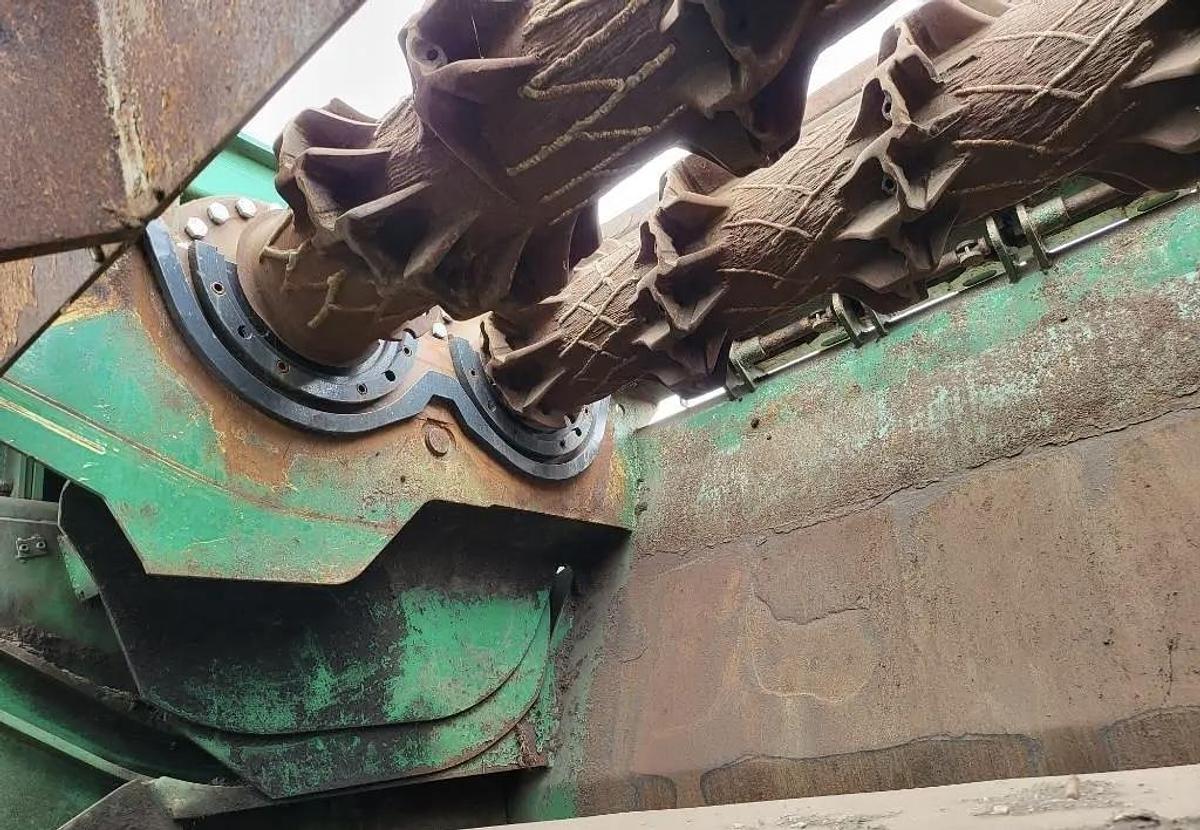 Used Komptech Crambo 6000 Shredder Parts (Shafts, Baskets, Remote Etc)