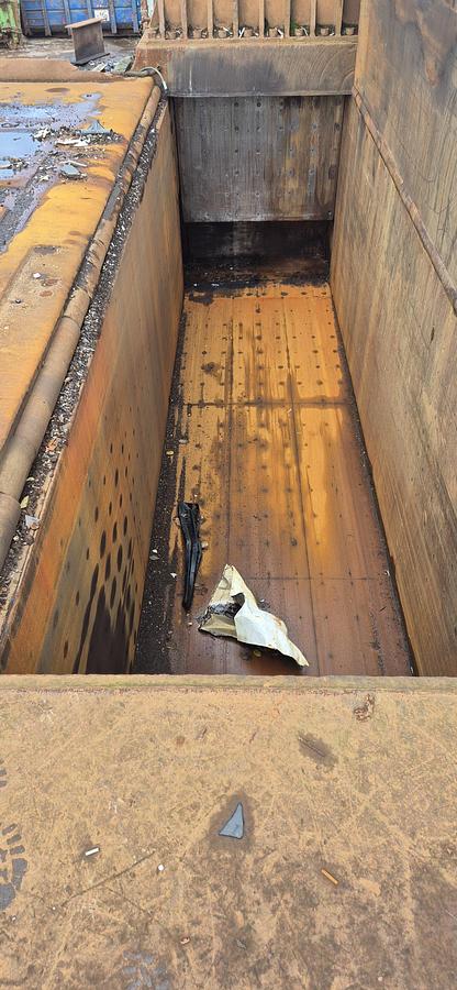 Used Harris TG 218 baler ferrous baler.