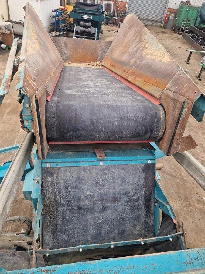 Used 2013 Powerscreen Warrior 1400X Scalping Screen