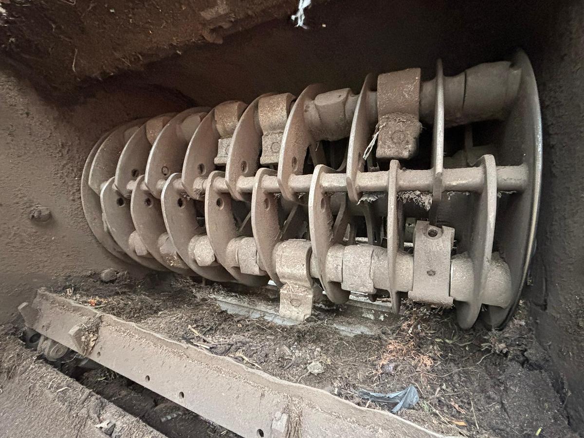 Used 2022 Doppstadt Inventhor 6 Slow-speed Shredder
