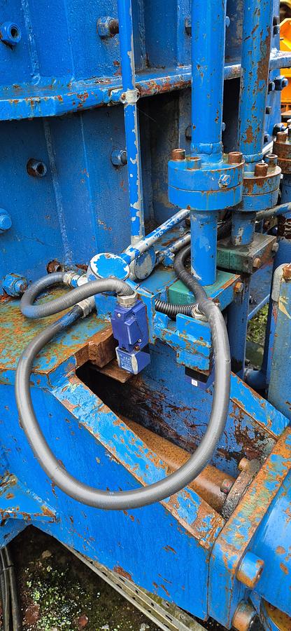 Used Harris TGS 3 Ram baler