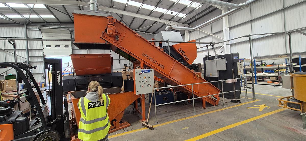 Used 2020 Untha Shredding and Granulation line