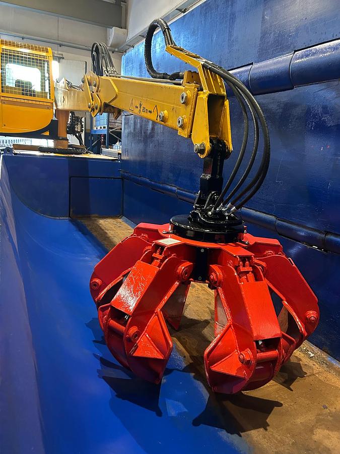 Used Ecotecnica S 5250-G Scrap Metal Baling Press
