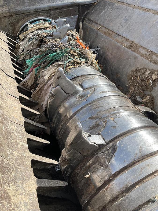 Used 2005 Doppstadt DW 2560 Single-shaft Slow-speed Shredder