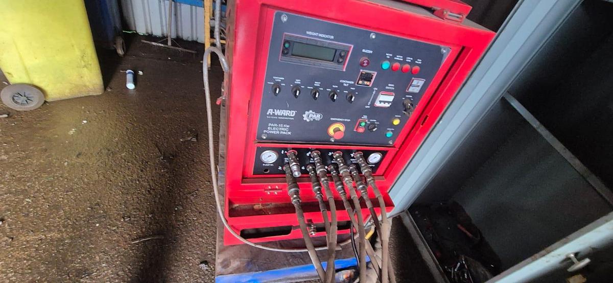 Used Container Tilter