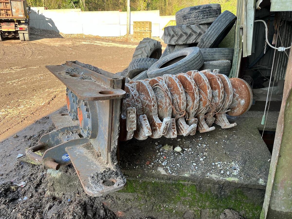 Used 2021 Arjes Impaktor 250 EVO Tracked Shredder W/Extra Shafts
