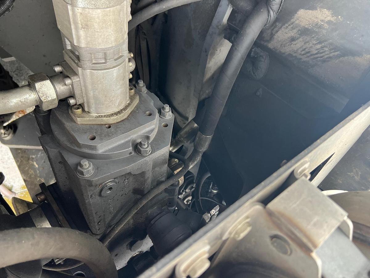 Used 2018 Atlas 350 MH Material Handler